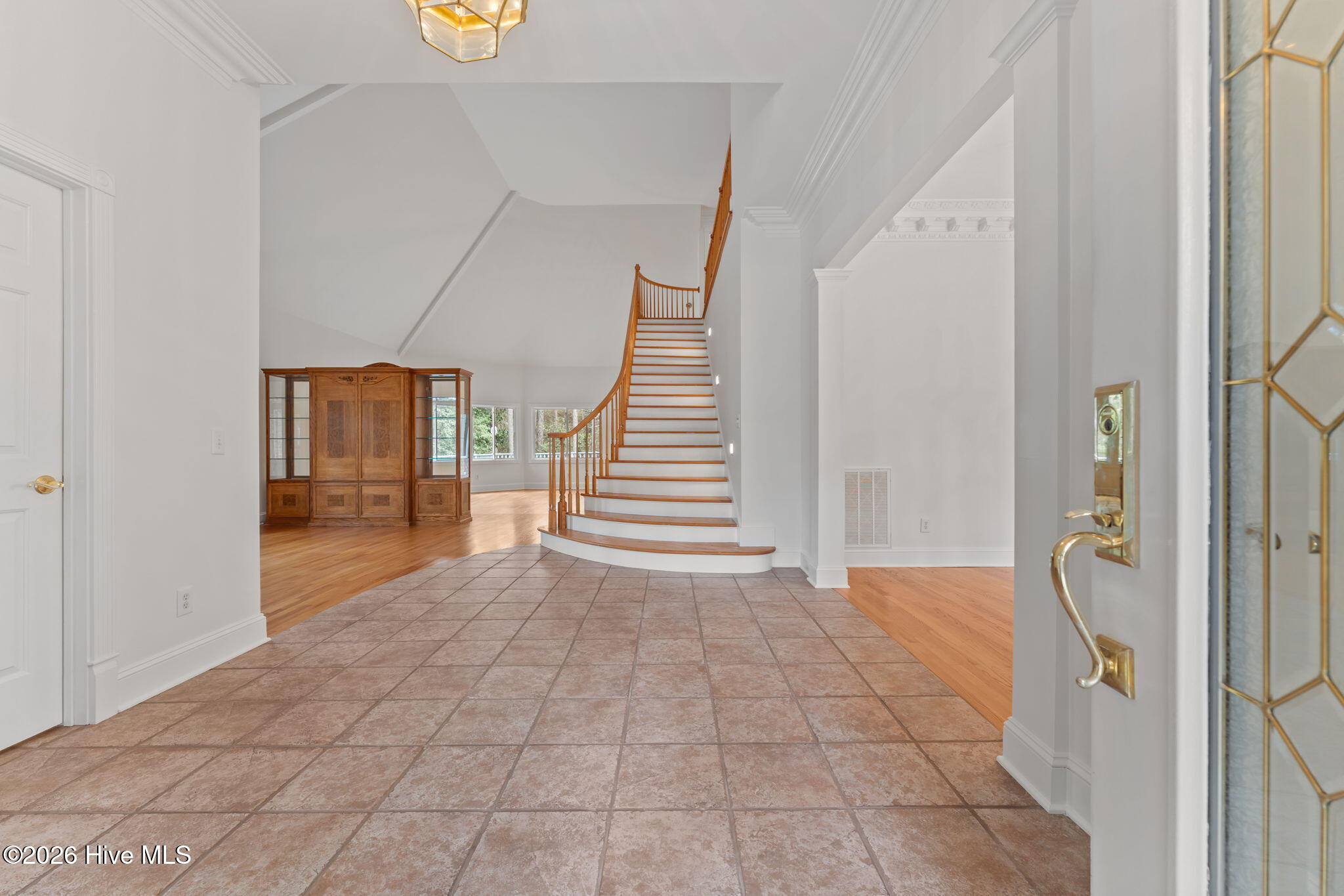 22 Lochmere Drive Property Photo 7