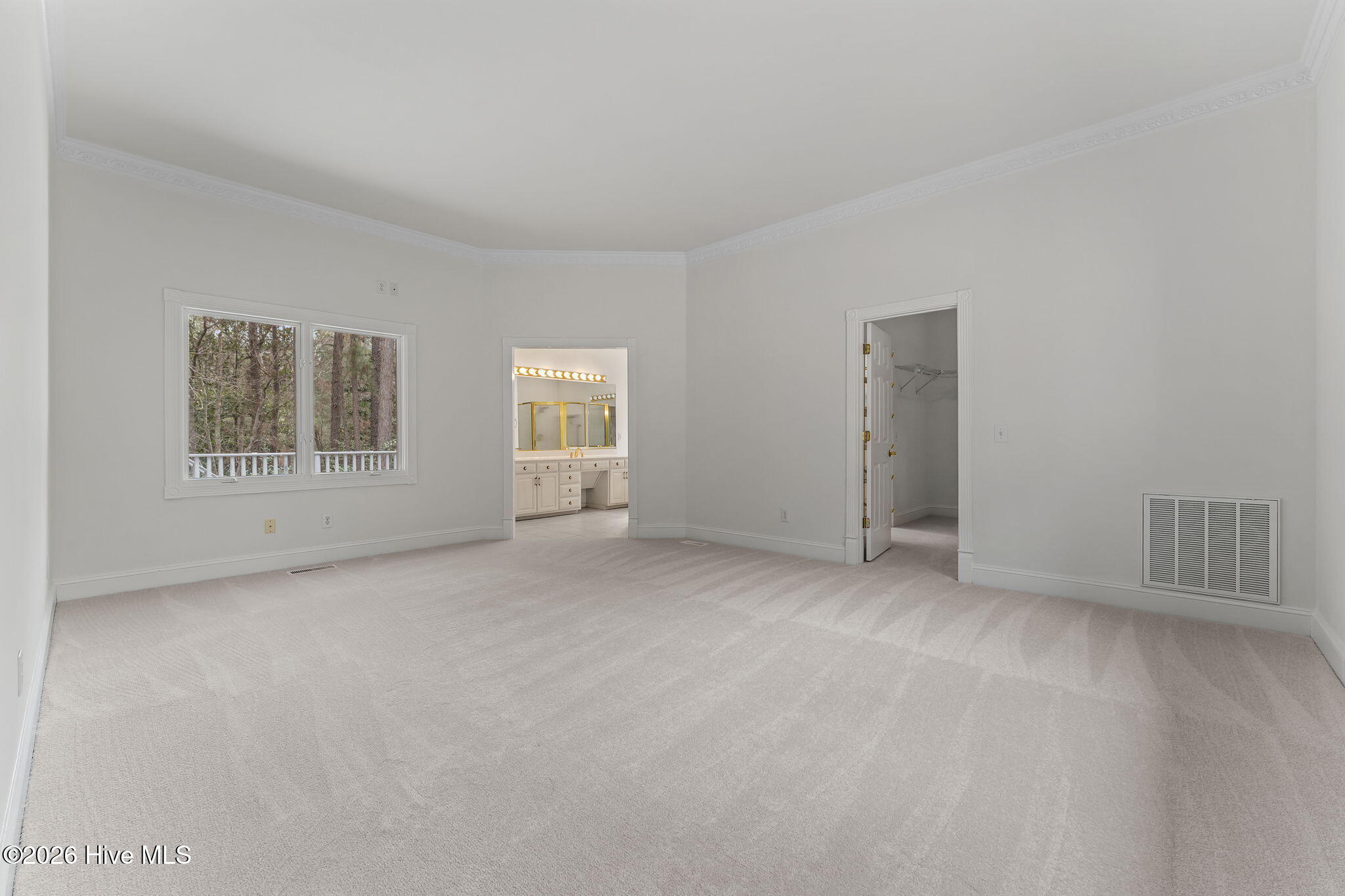 22 Lochmere Drive Property Photo 21