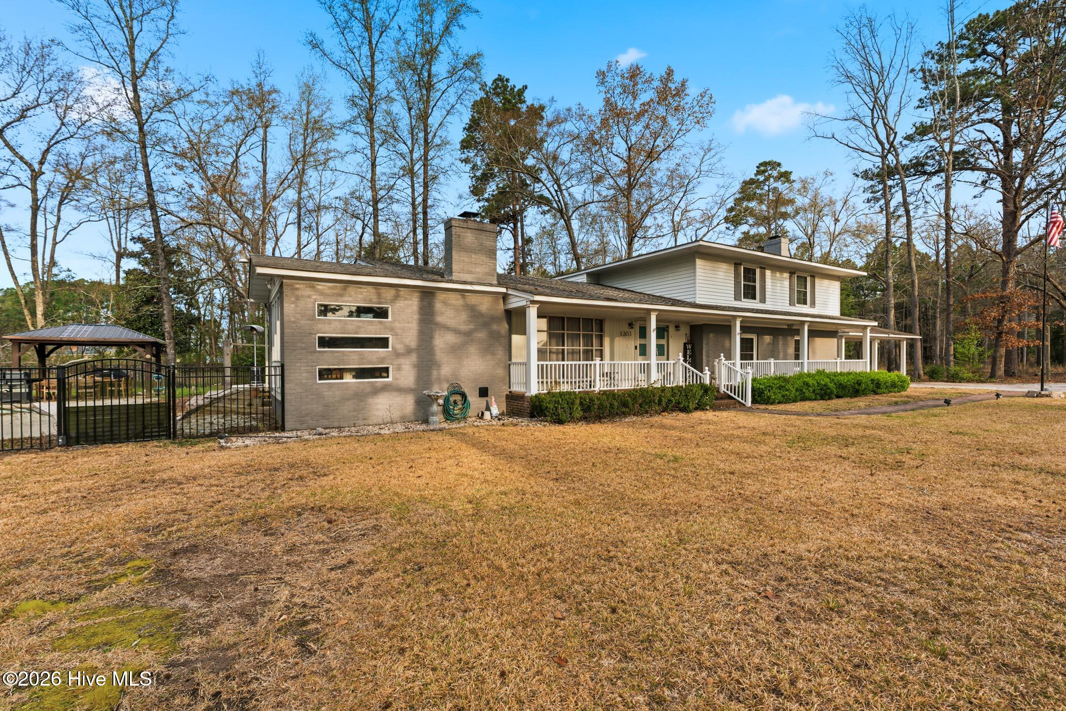 1203 Turnpike Road Property Photo 7