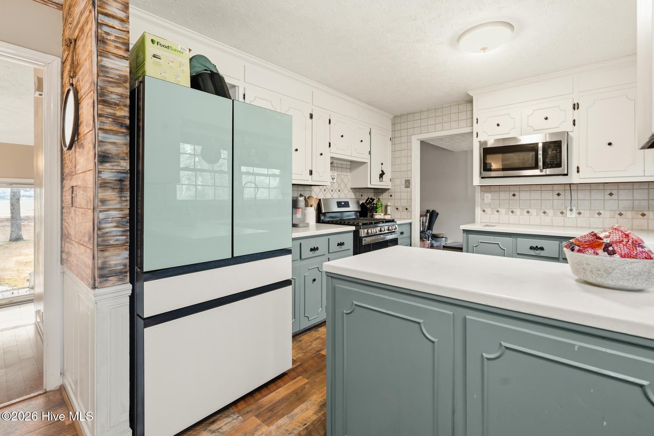 1203 Turnpike Road Property Photo 18
