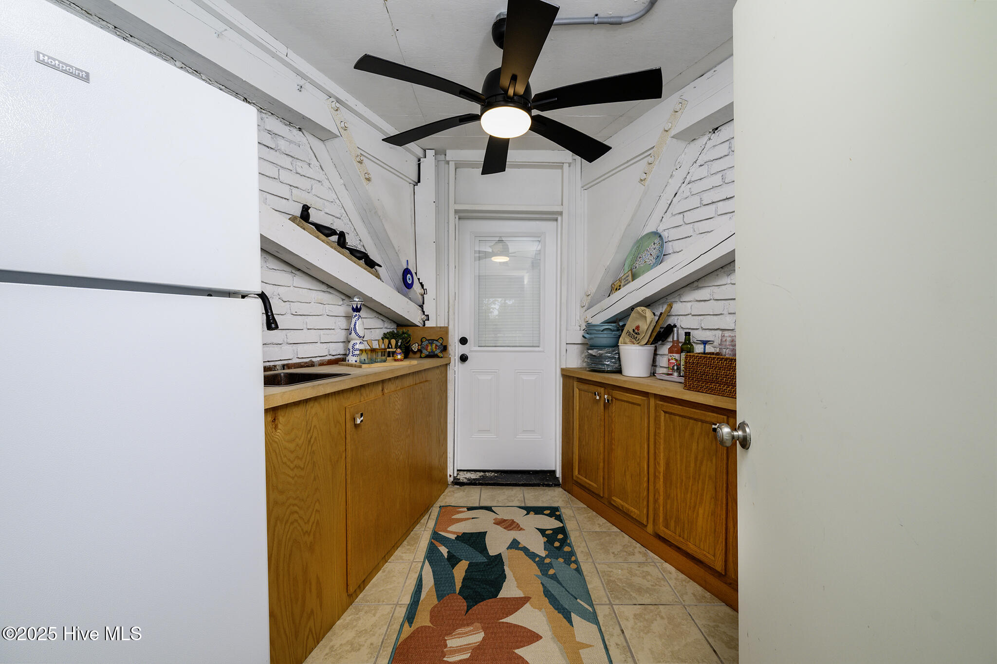 210 Gangplank Road Property Photo 40