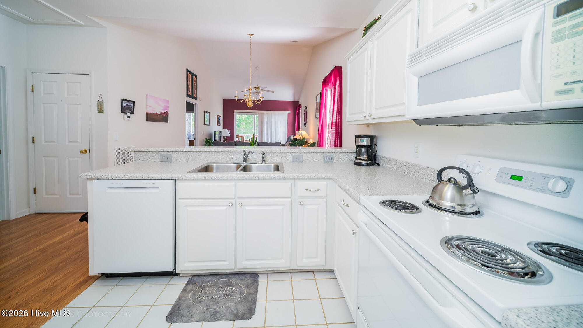 880 Great Egret Circle Sw 10f Property Photo 5