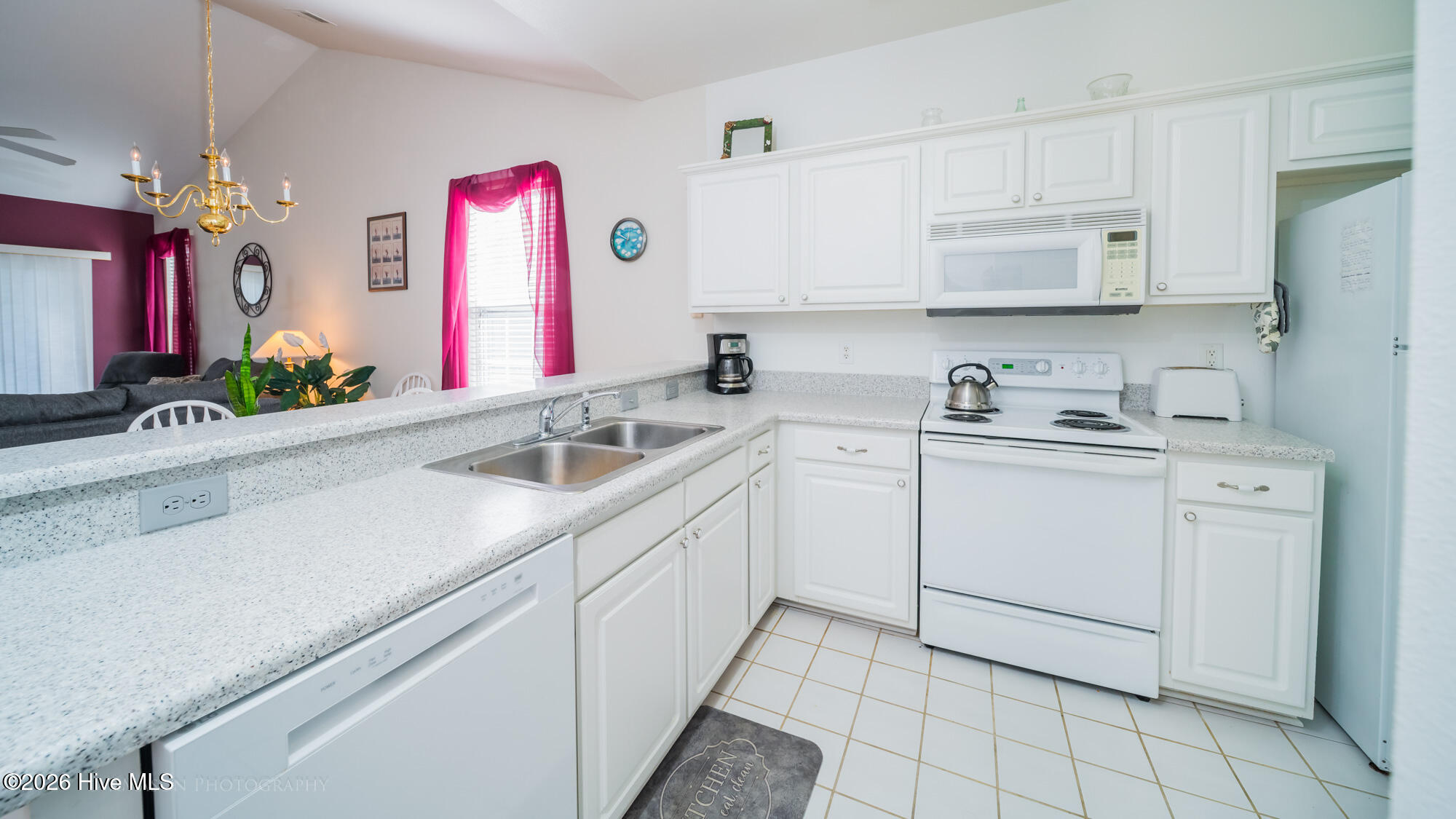 880 Great Egret Circle Sw 10f Property Photo 8