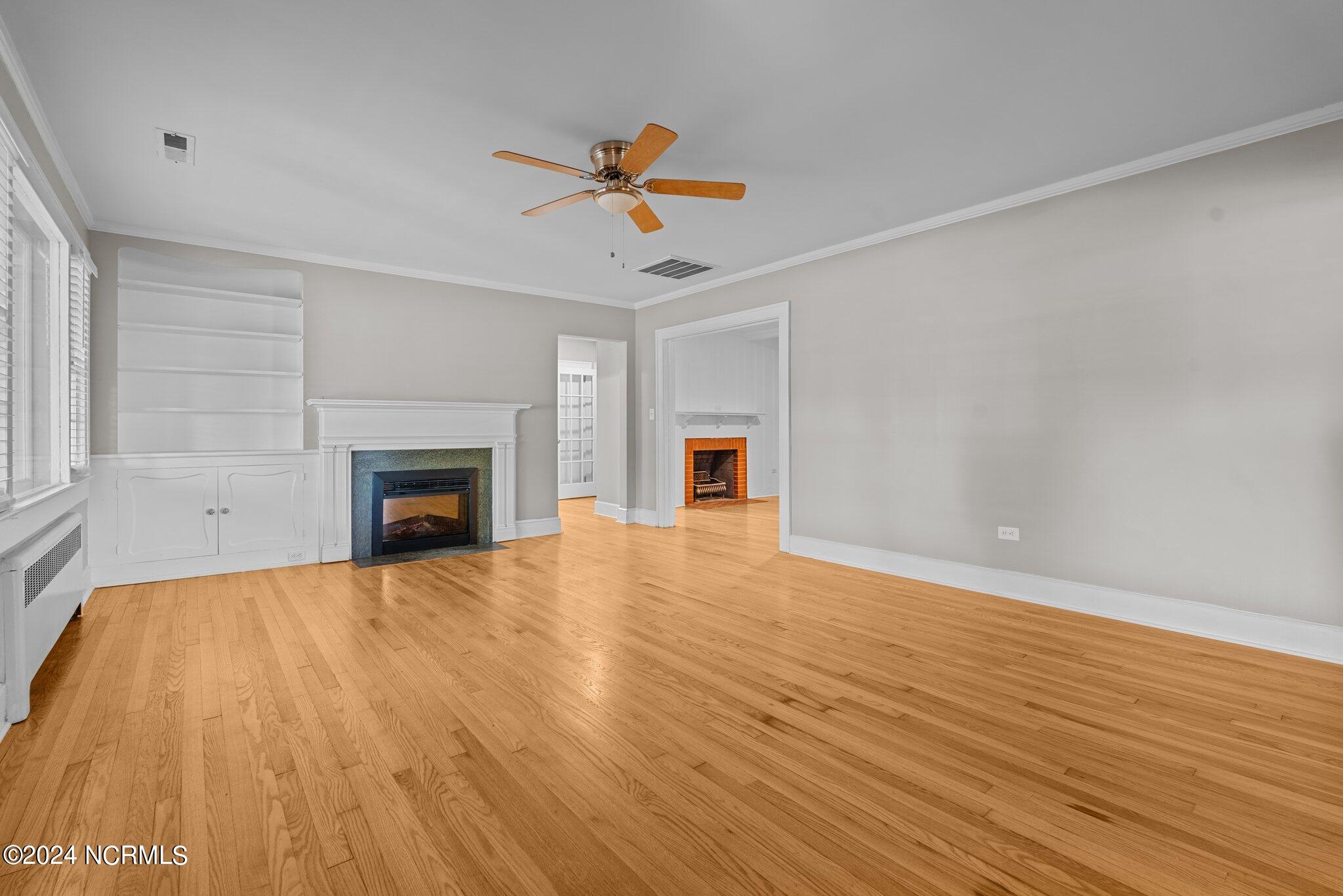 521 S Main Street Property Photo 6