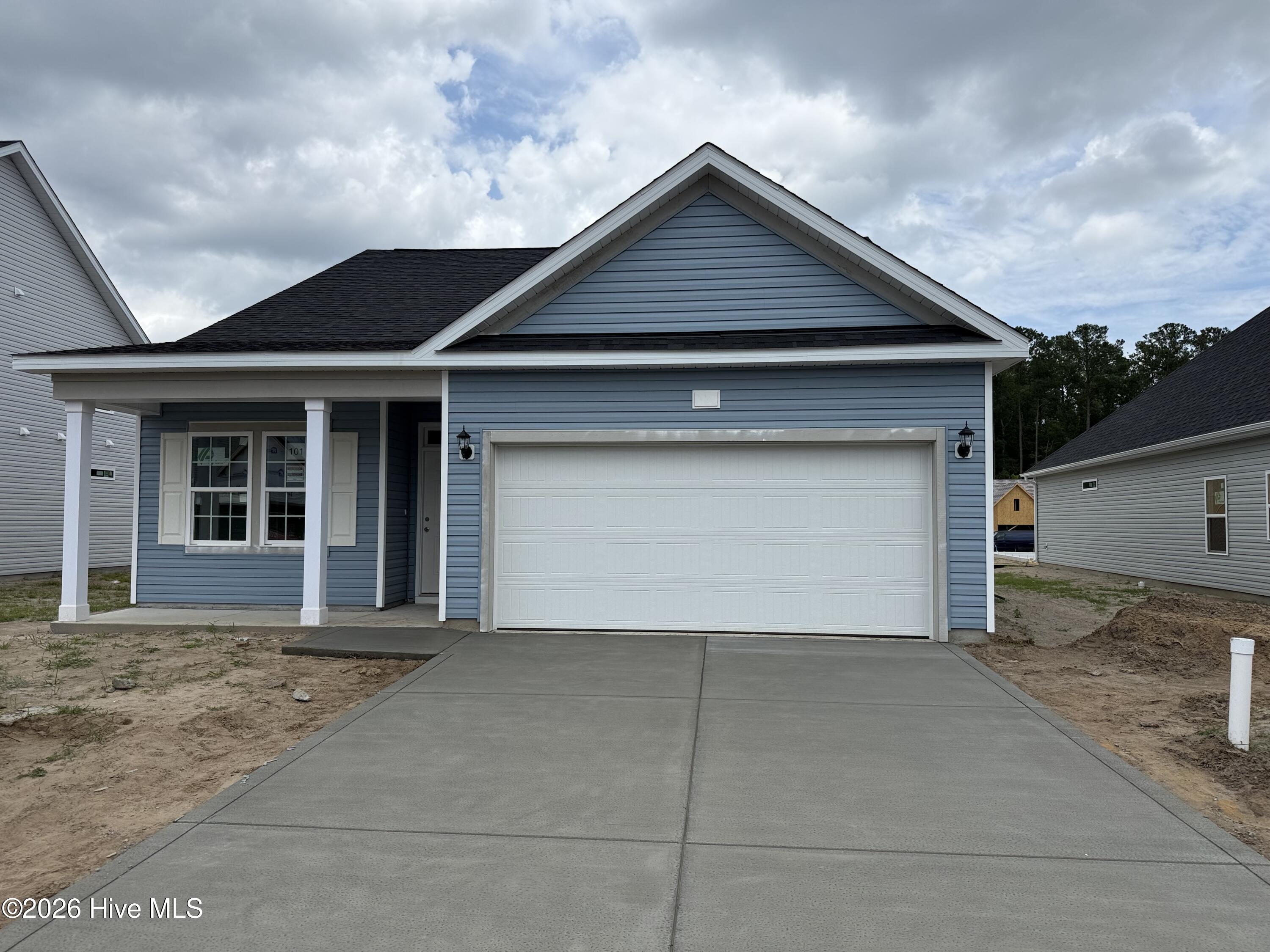 1136 Forest Bend Drive NW Property Photo 1
