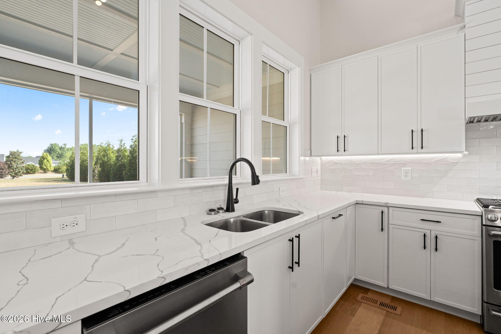 85 Constitution Avenue Property Photo 17