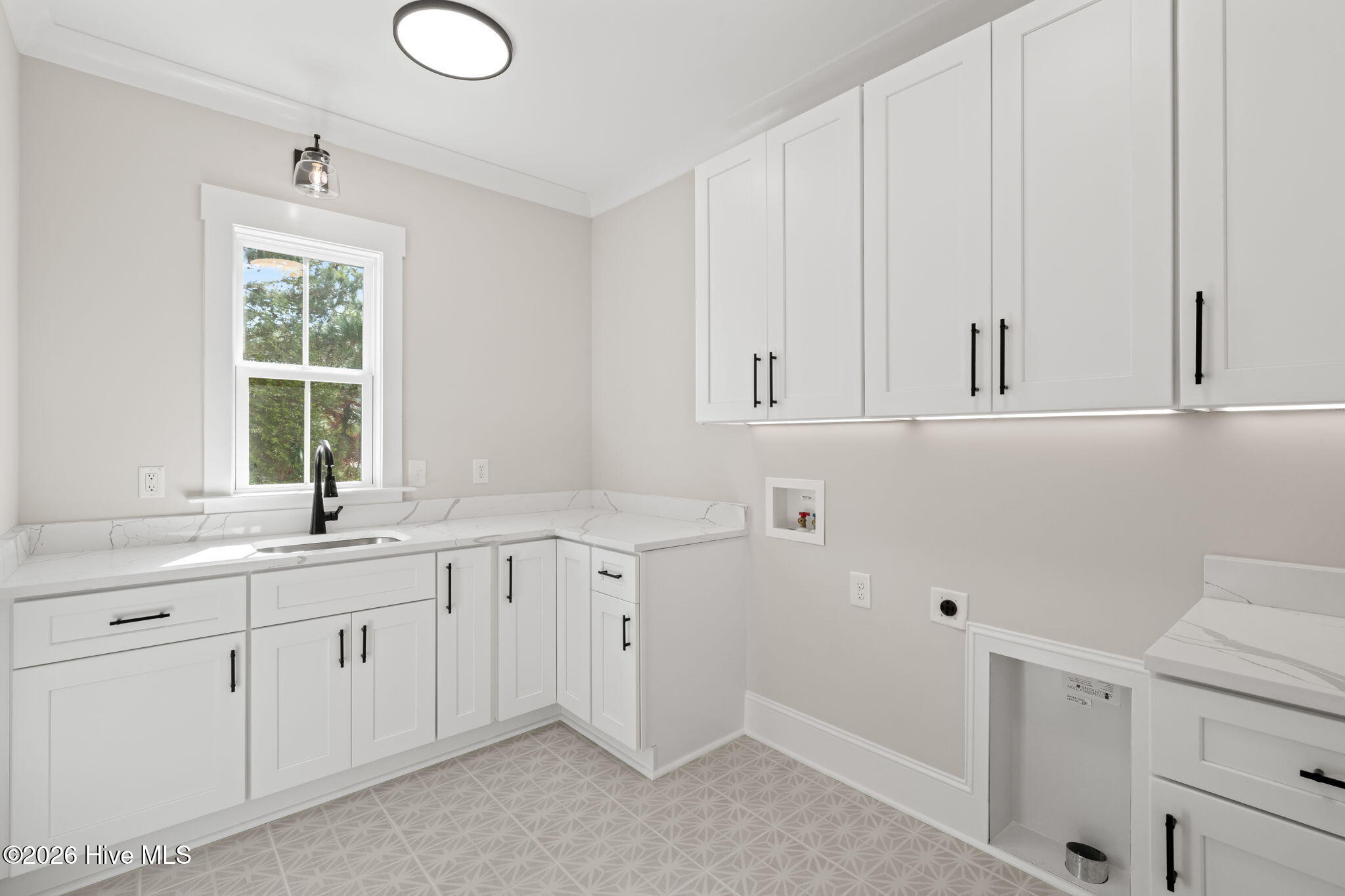 85 Constitution Avenue Property Photo 23