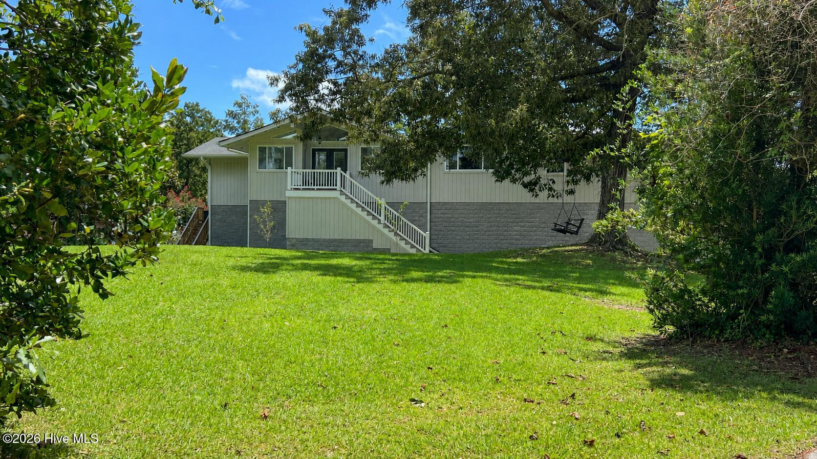 244 Shoreline Drive Property Photo 3