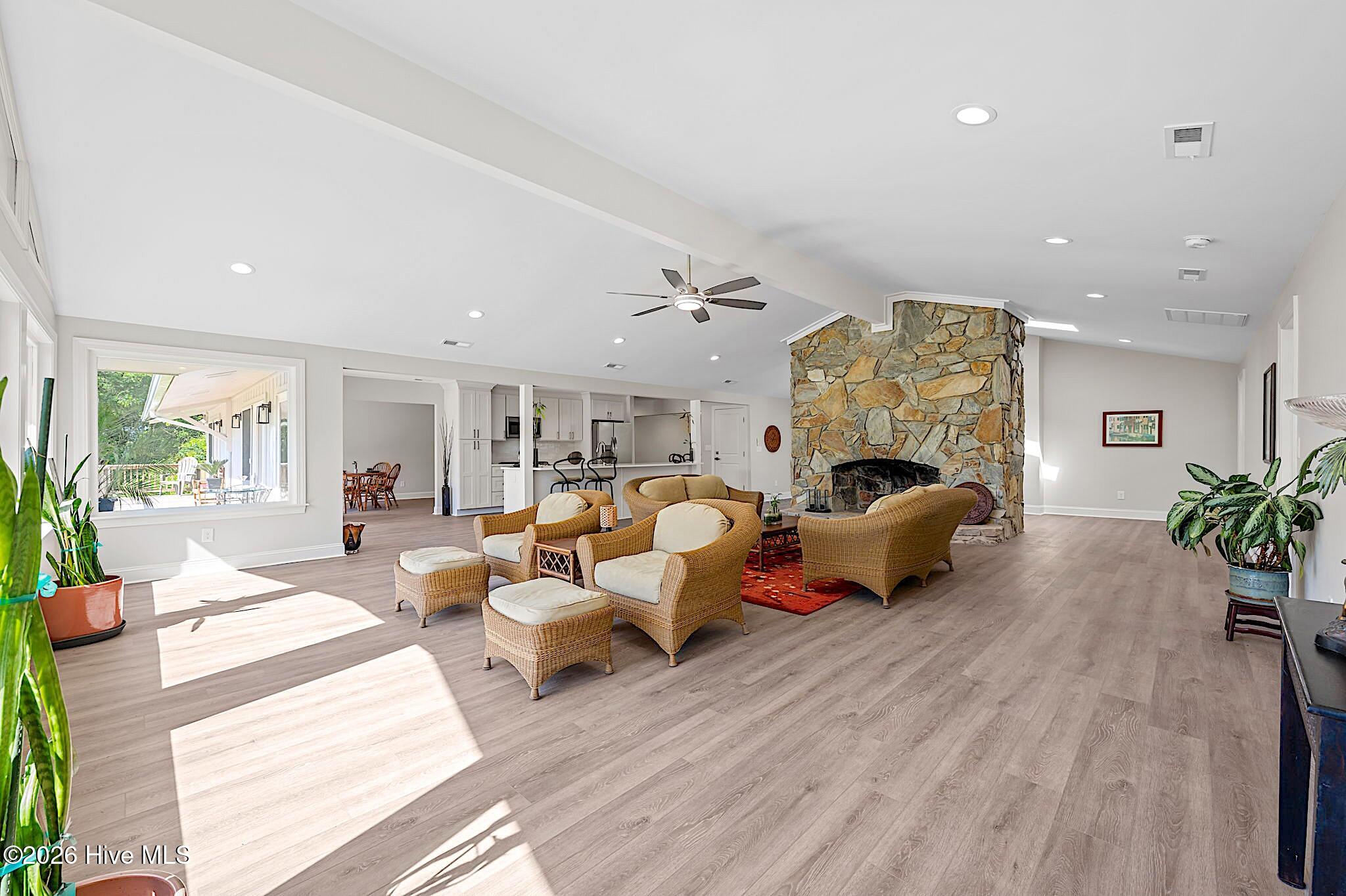244 Shoreline Drive Property Photo 17