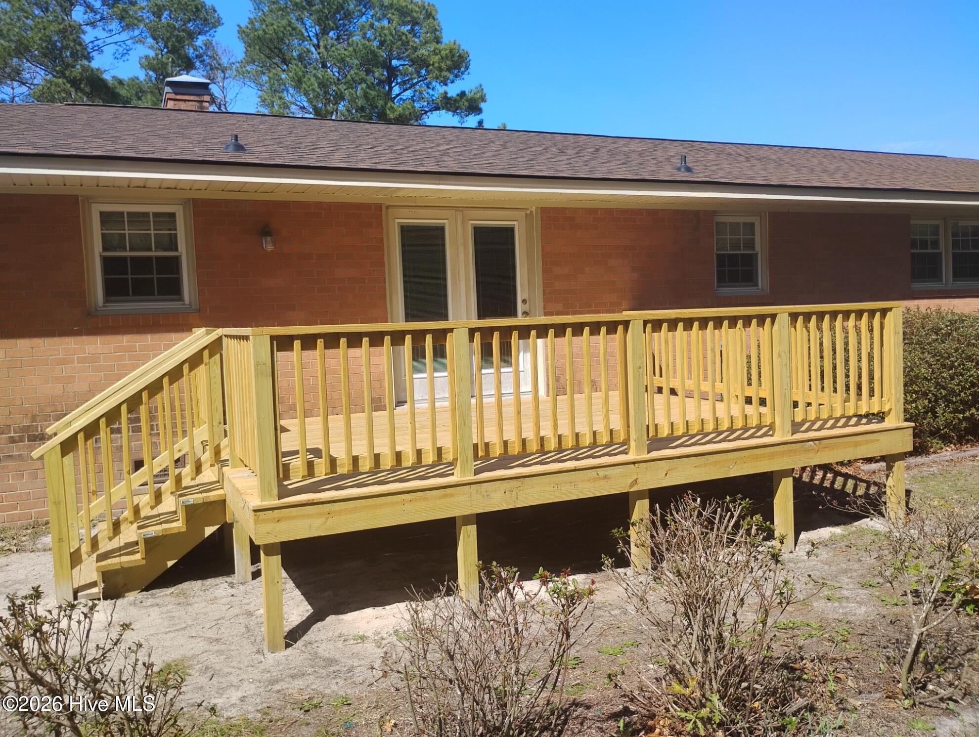 161 Grant Drive Property Photo 2