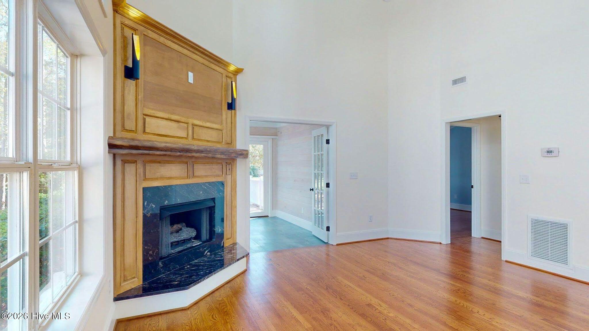 110 Lighthouse Drive Property Photo 11