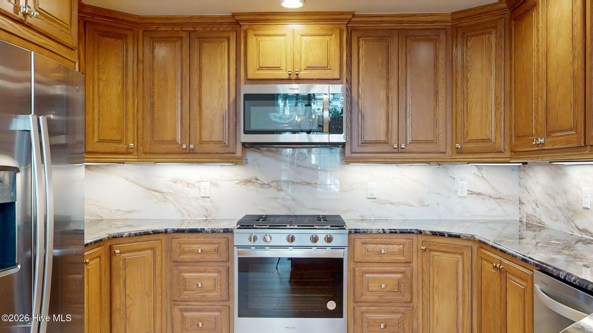 110 Lighthouse Drive Property Photo 18