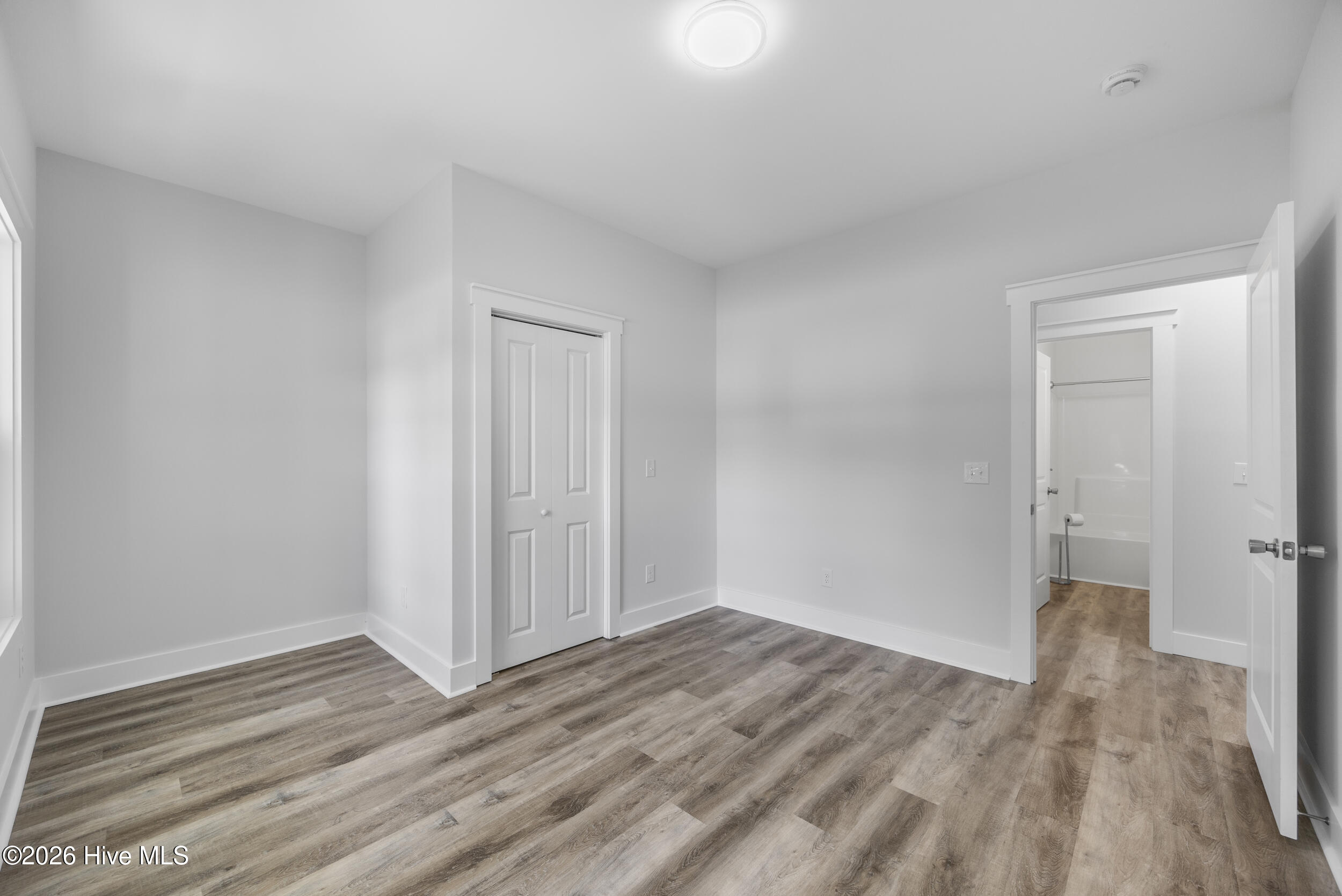 121 Neck Road Se Property Photo 14