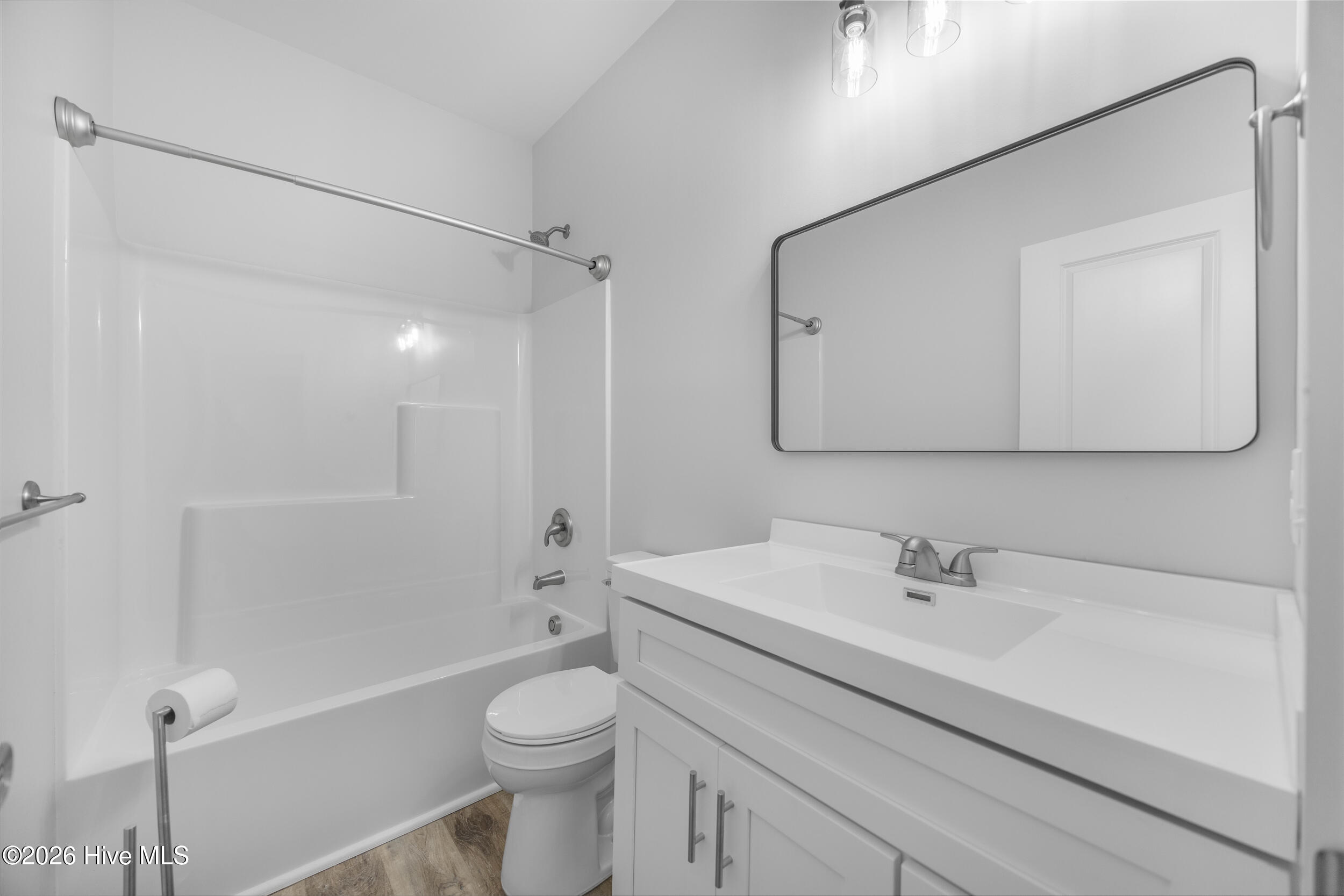 121 Neck Road Se Property Photo 16
