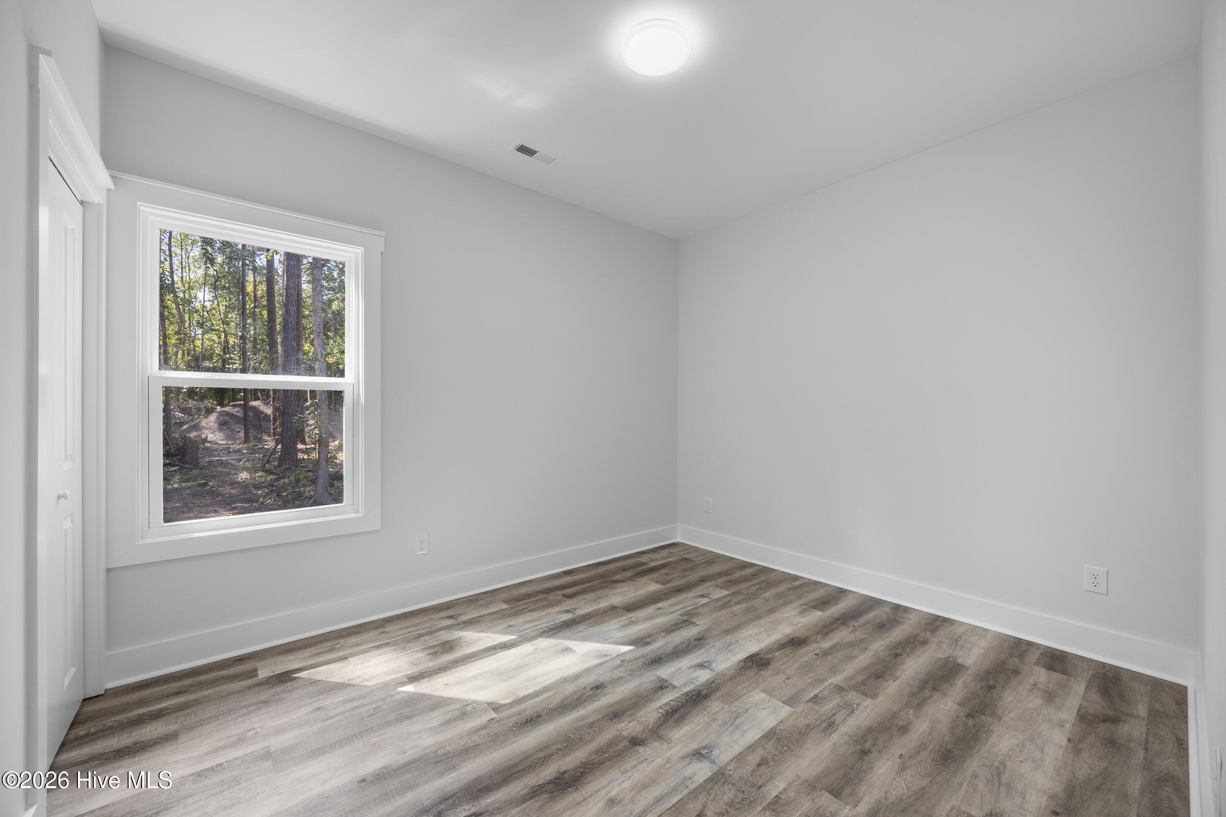 121 Neck Road Se Property Photo 17