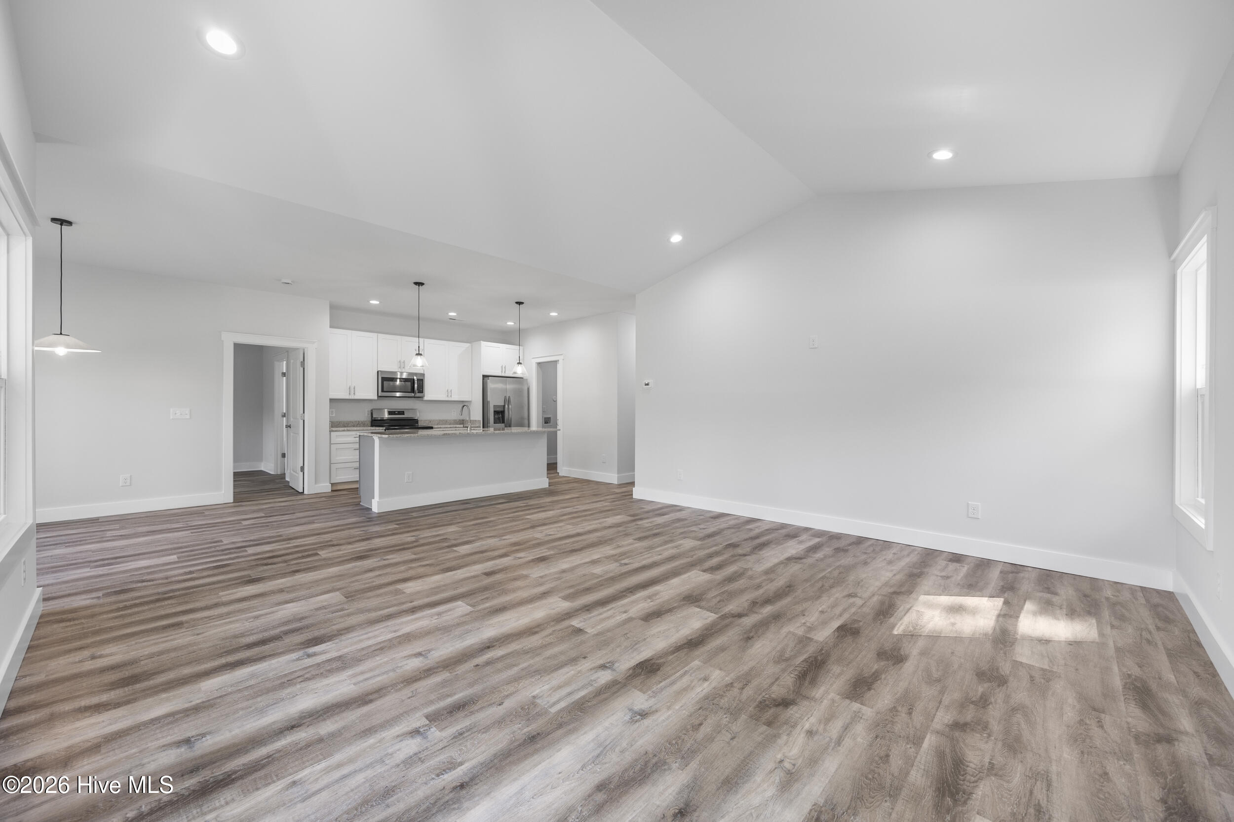 121 Neck Road Se Property Photo 21