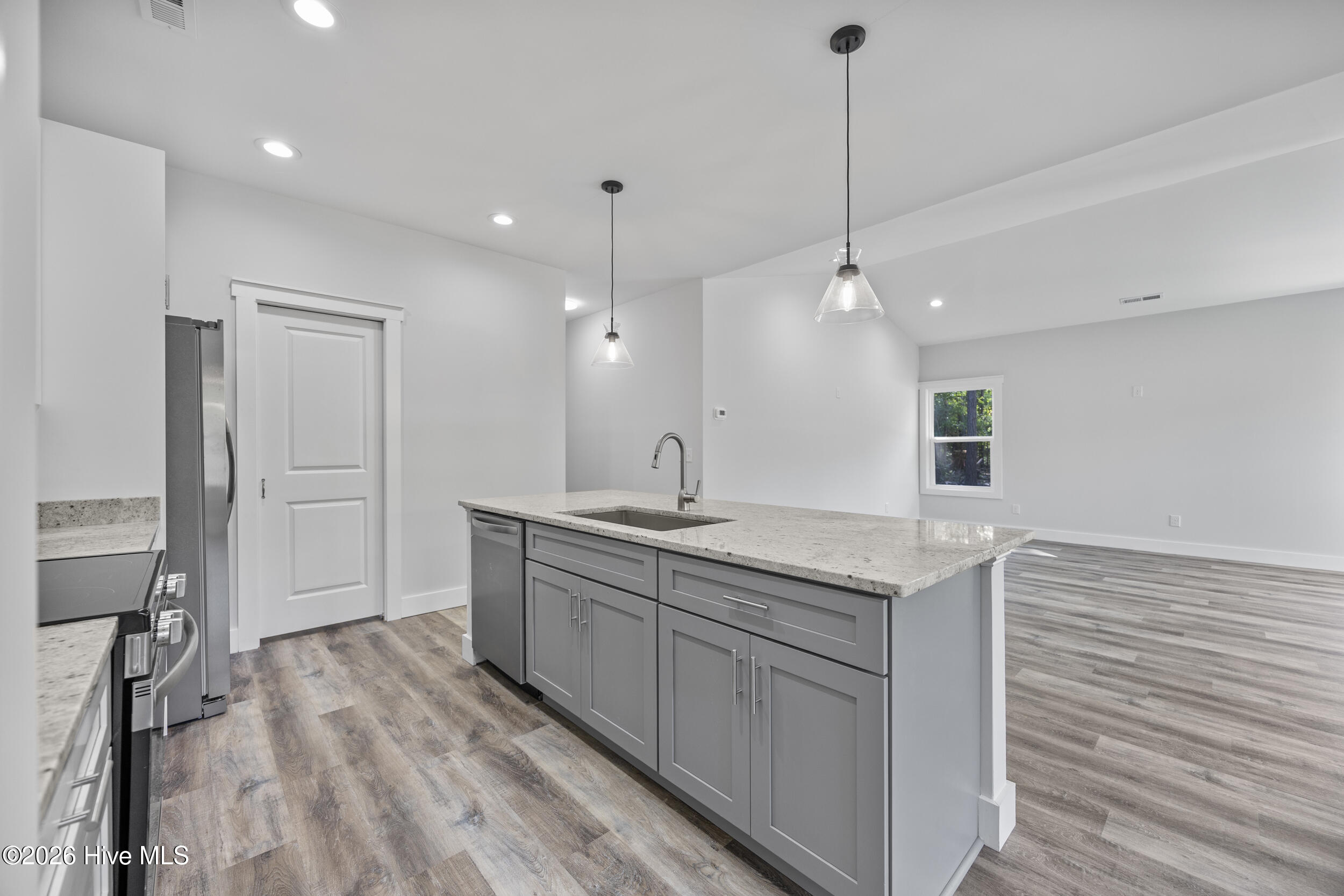 121 Neck Road Se Property Photo 27