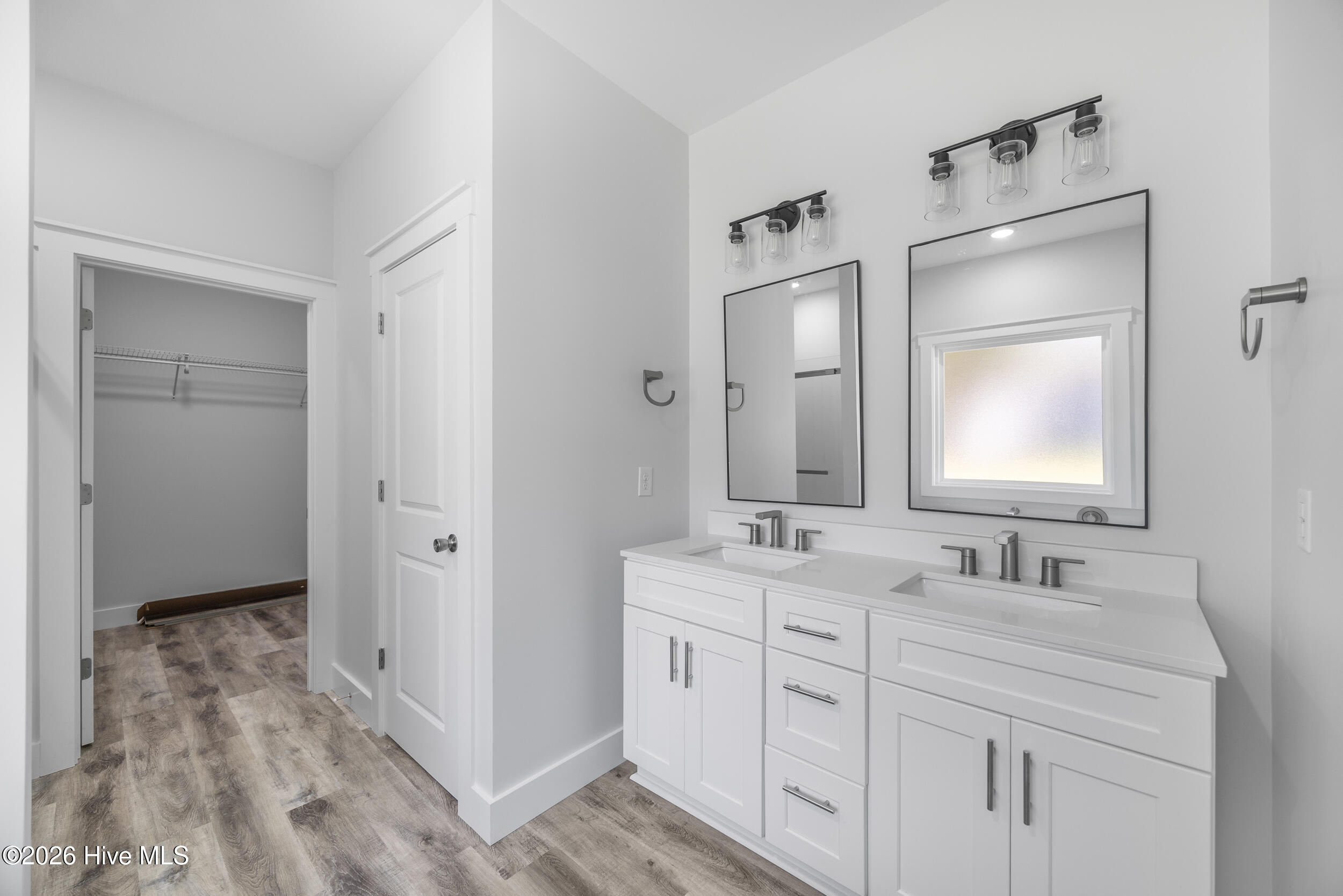 121 Neck Road Se Property Photo 33