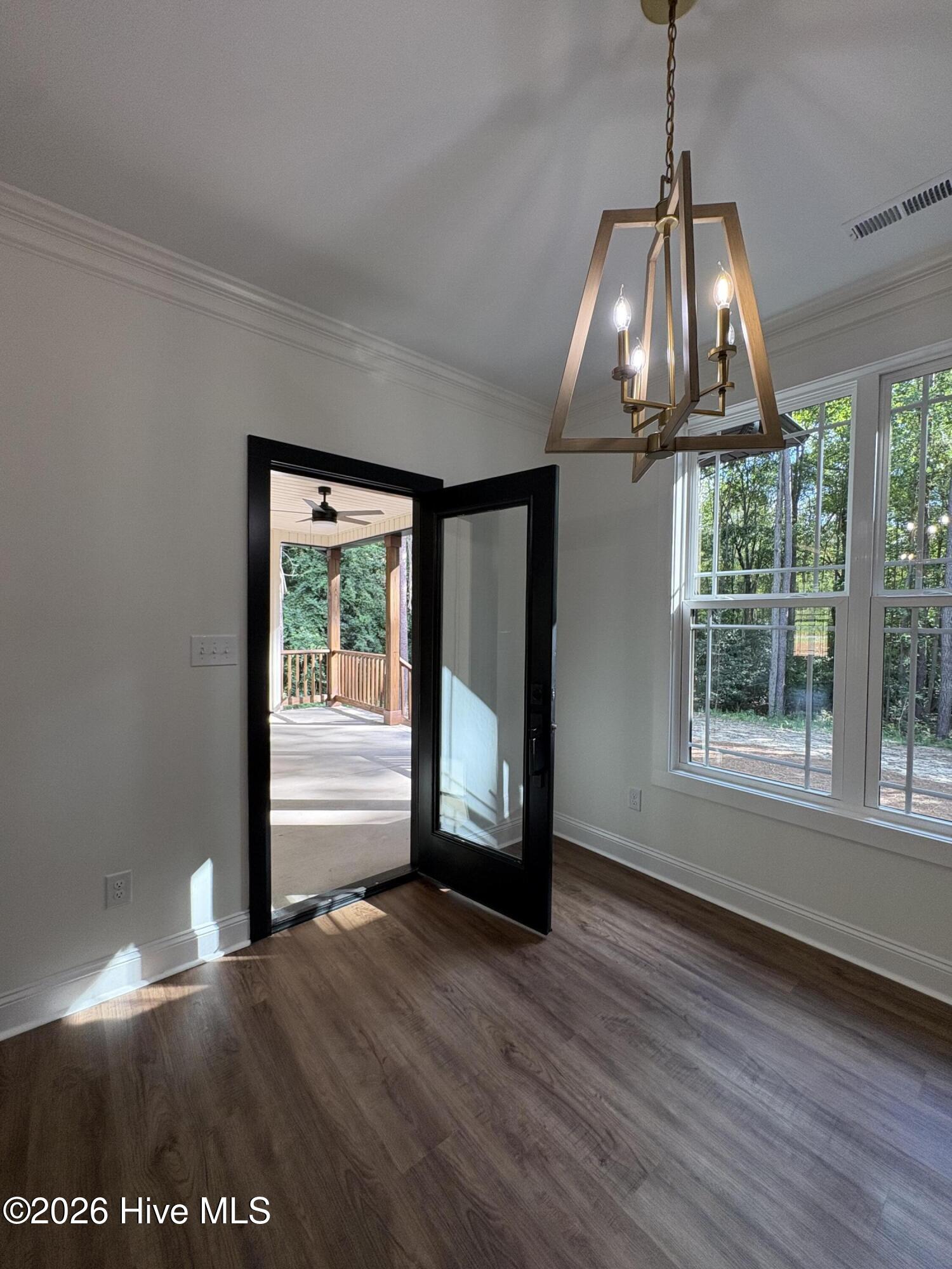 40 S Shamrock Drive Property Photo 16