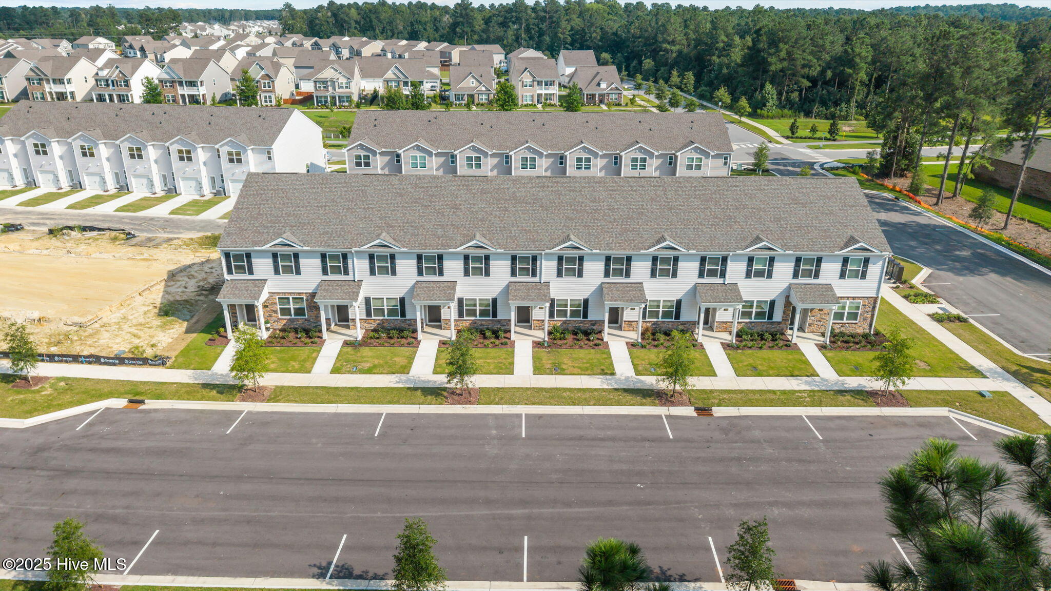 2027 Clock Road Property Photo 33