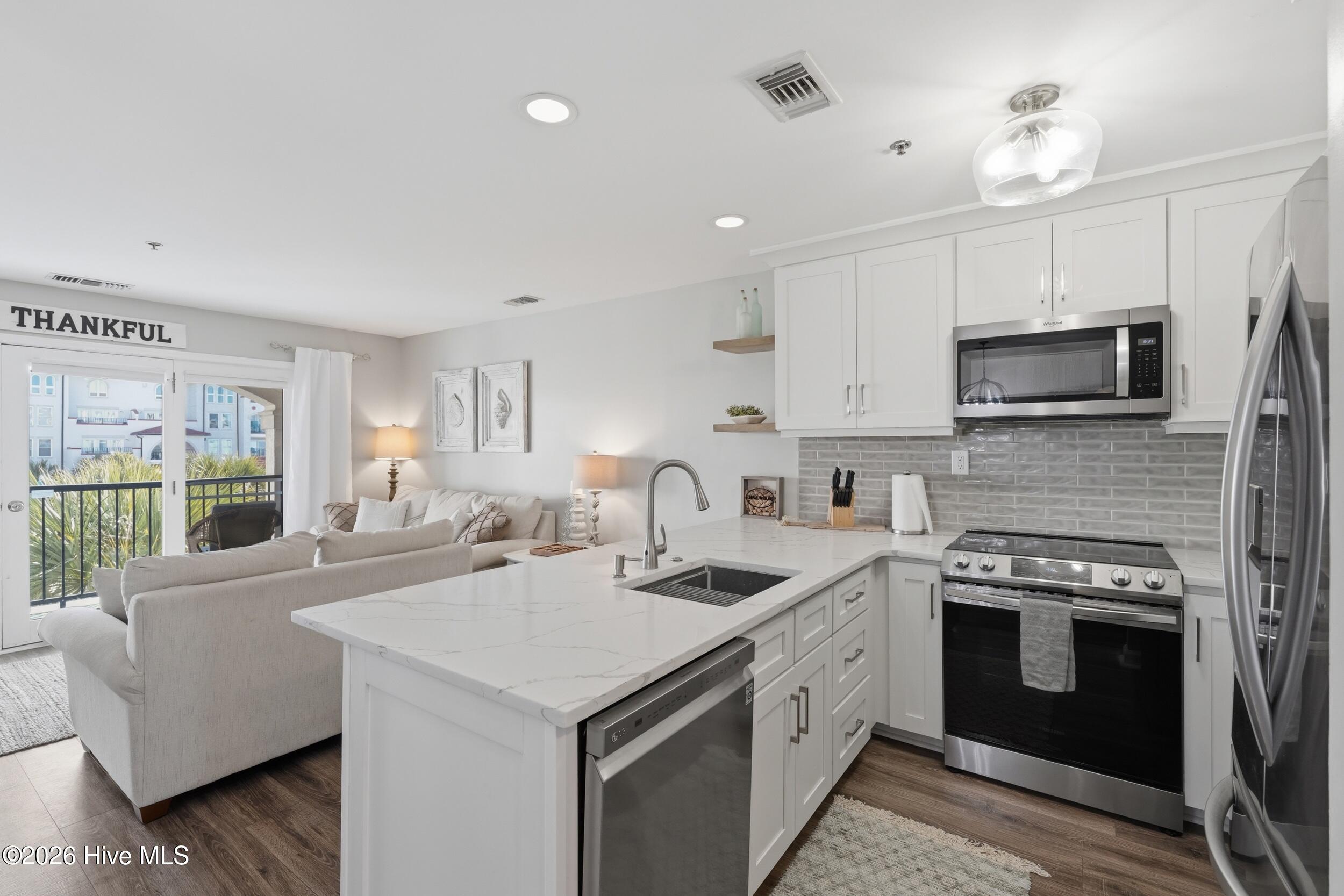 790 New River Inlet Road Unit 207a Property Photo 21