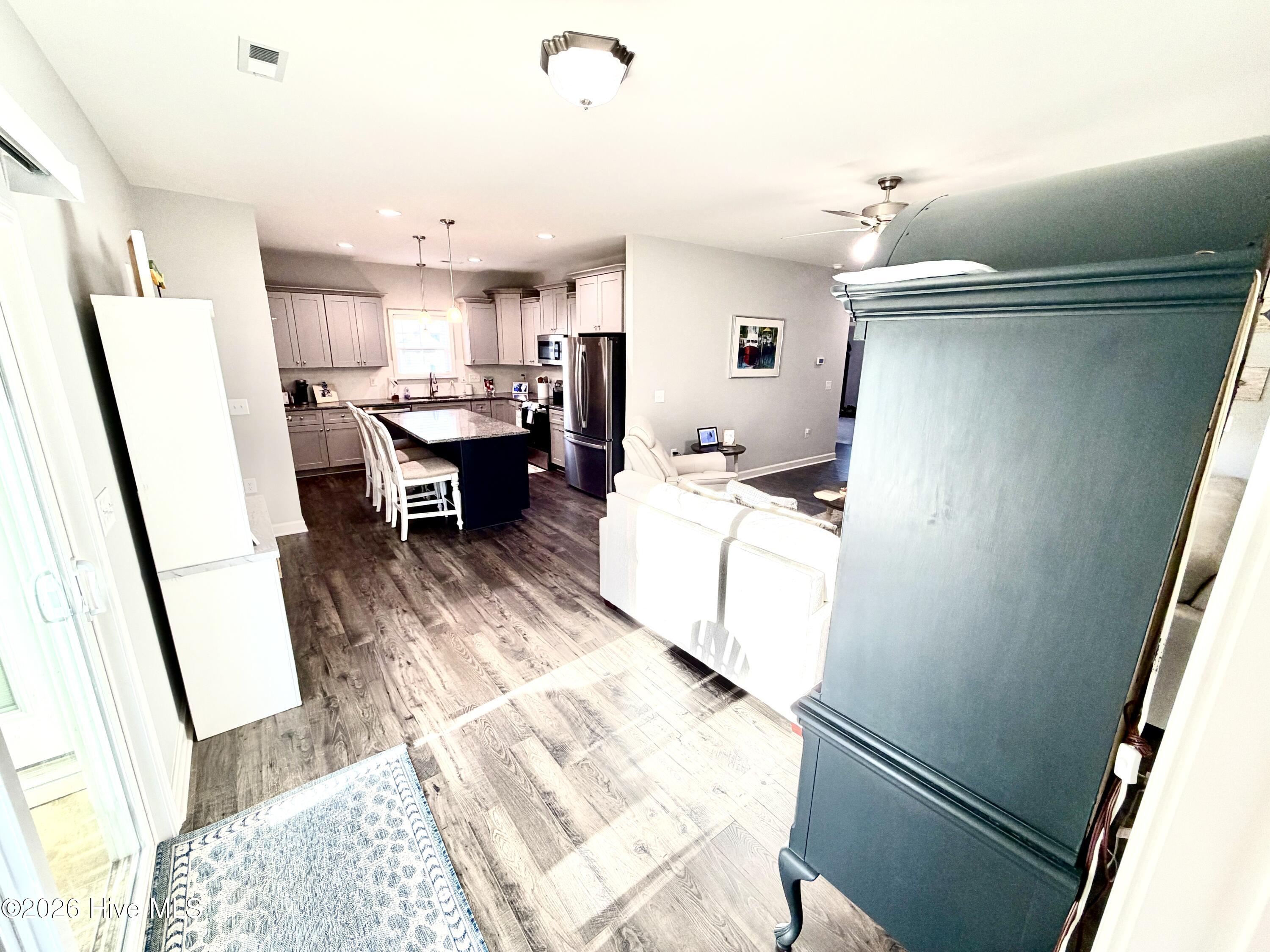 2204 Staley Court Property Photo 8