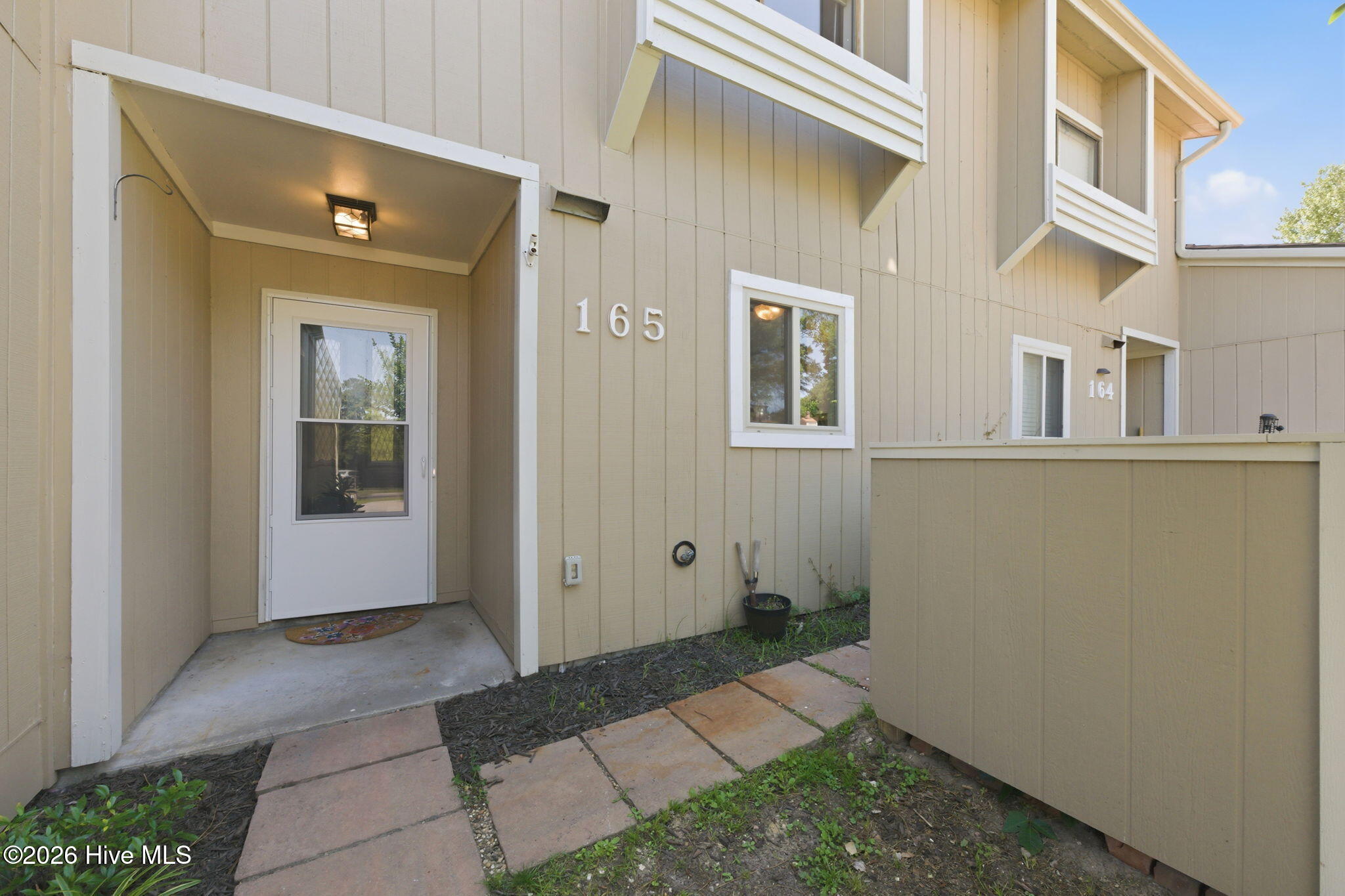 165 Quarterdeck Property Photo 1