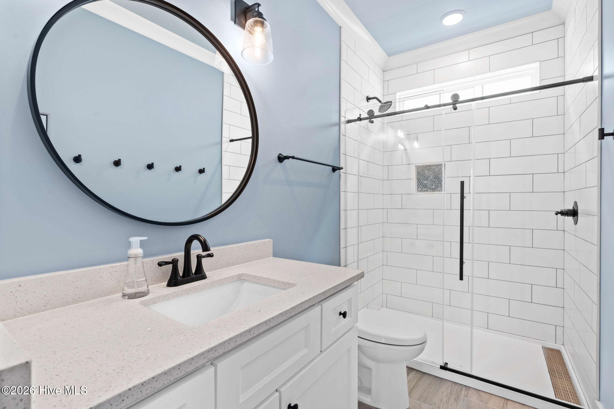 484 Emerald Valley Drive Property Photo 37
