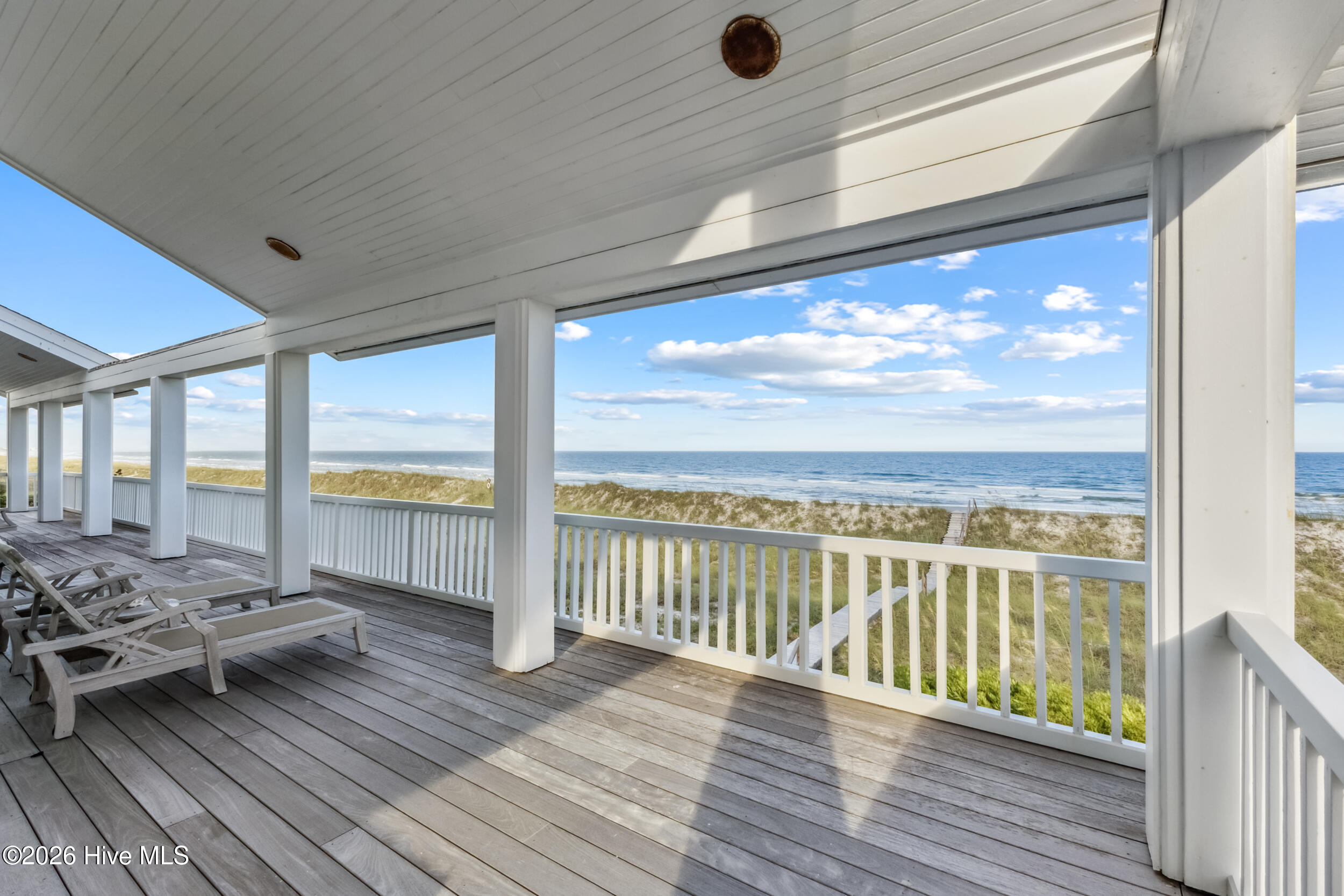8 Beach Road S Property Photo 62