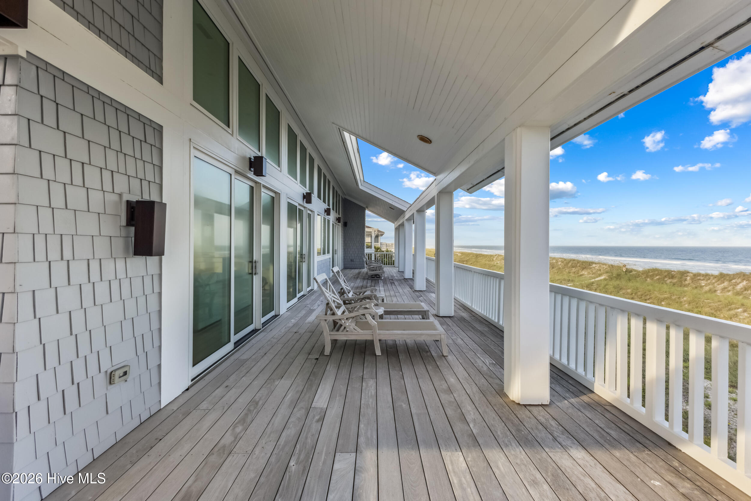 8 Beach Road S Property Photo 63