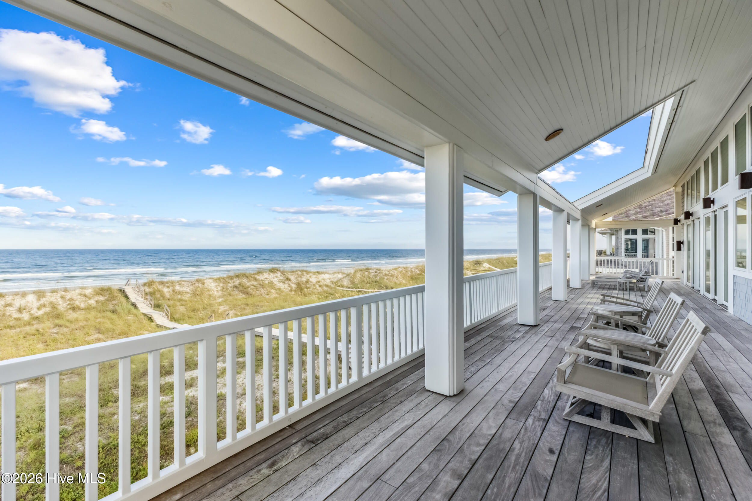8 Beach Road S Property Photo 64