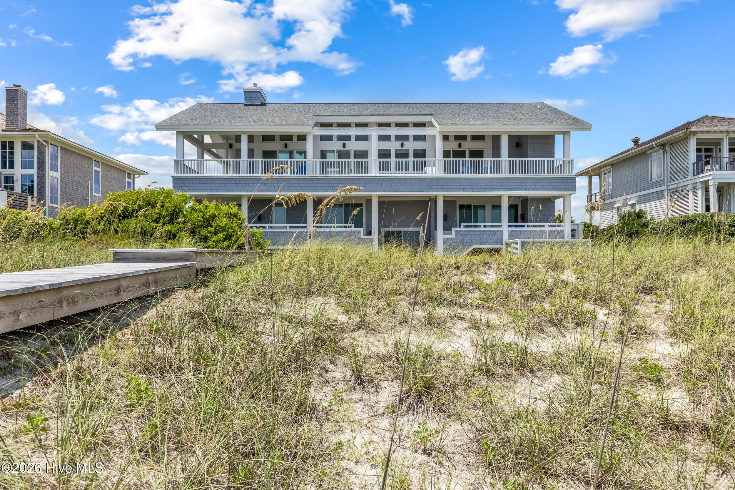 8 Beach Road S Property Photo 98