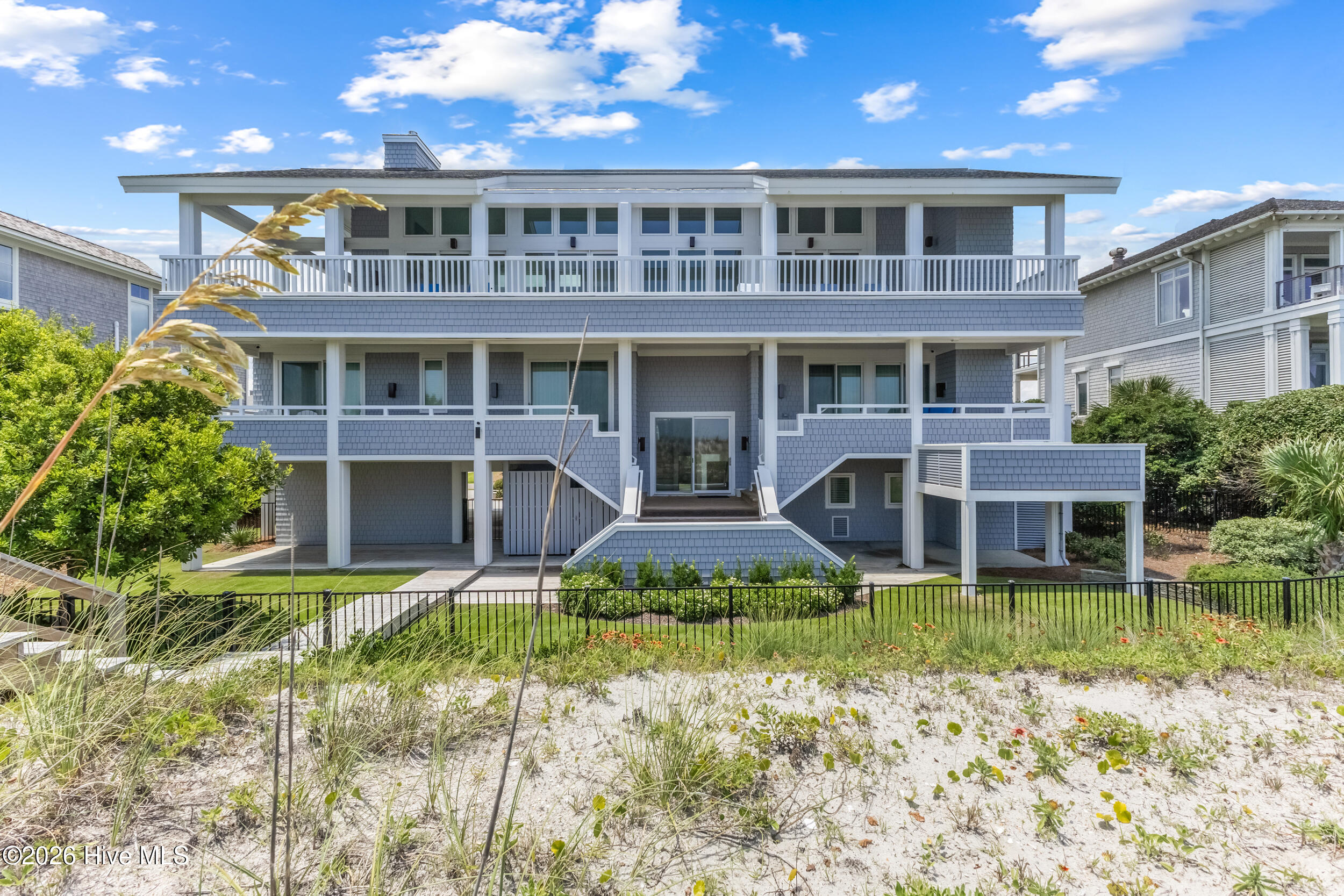 8 Beach Road S Property Photo 100