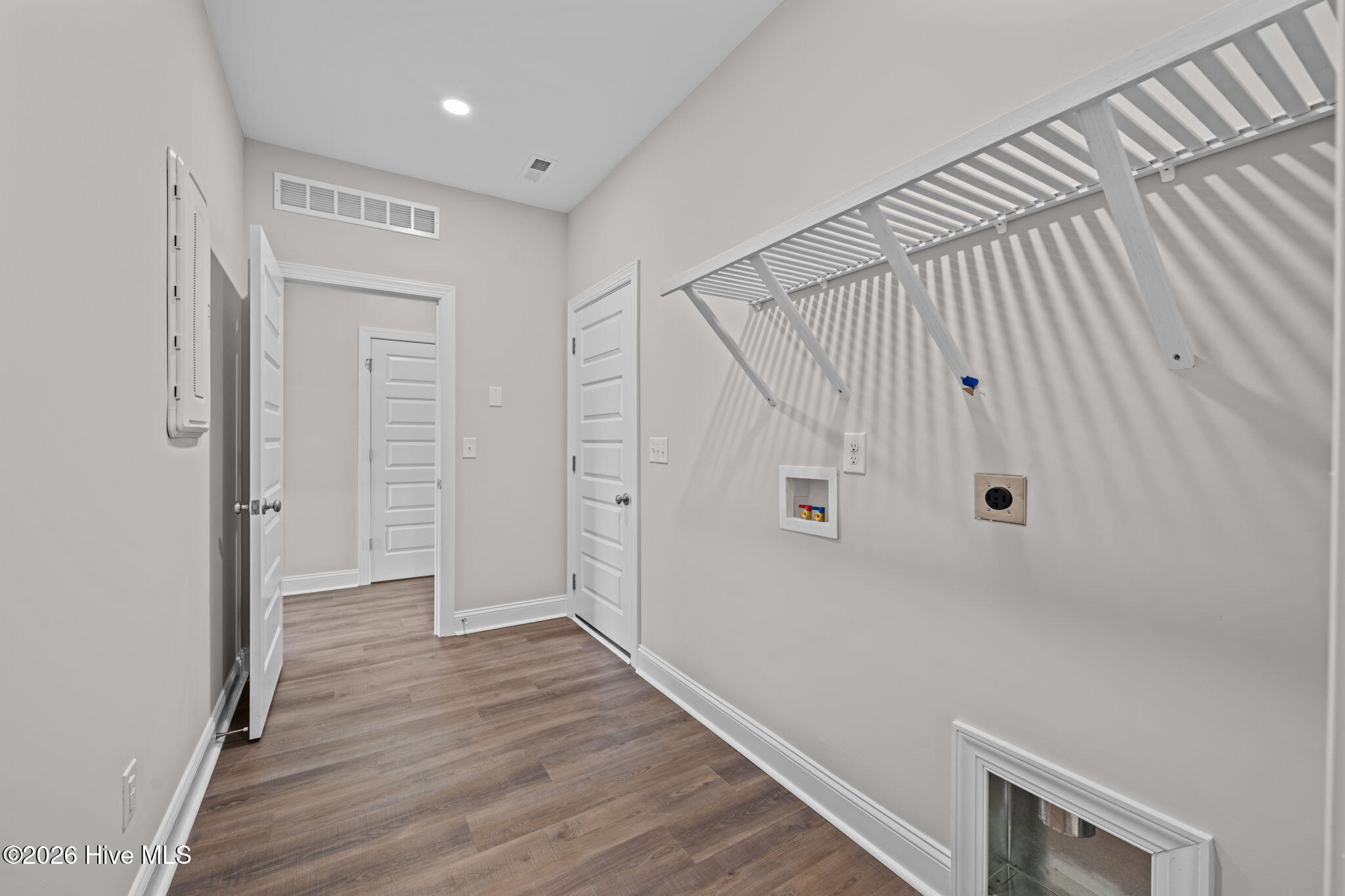 1004 Exeter Place Property Photo 32