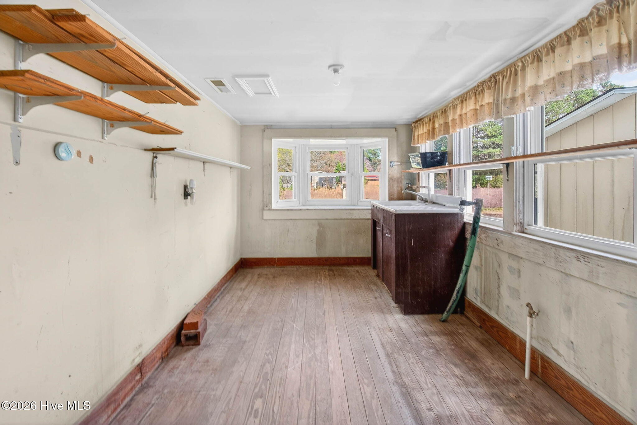 5600 Ocean Highway E Property Photo 28