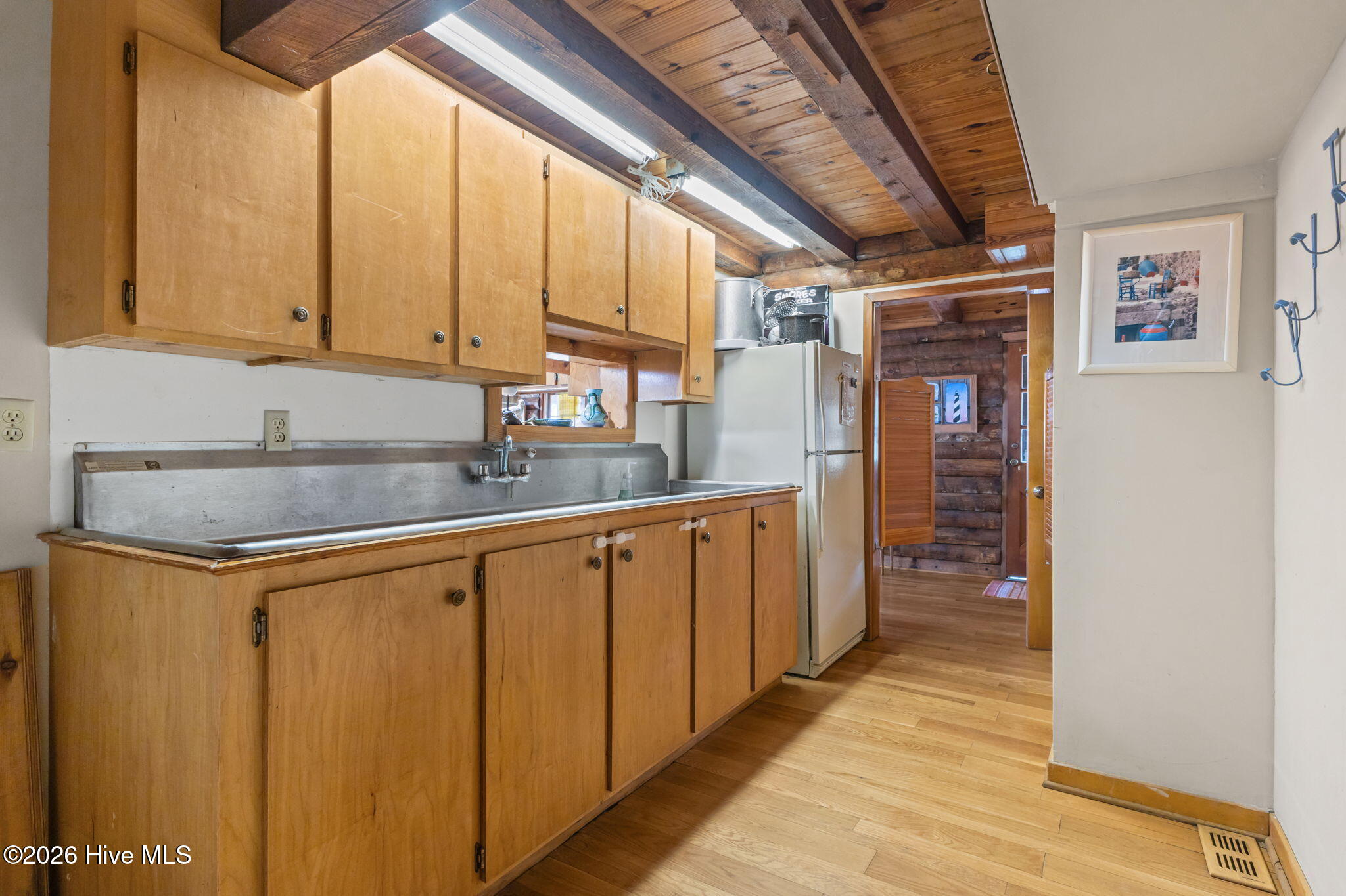 568 Seashore Drive Property Photo 20