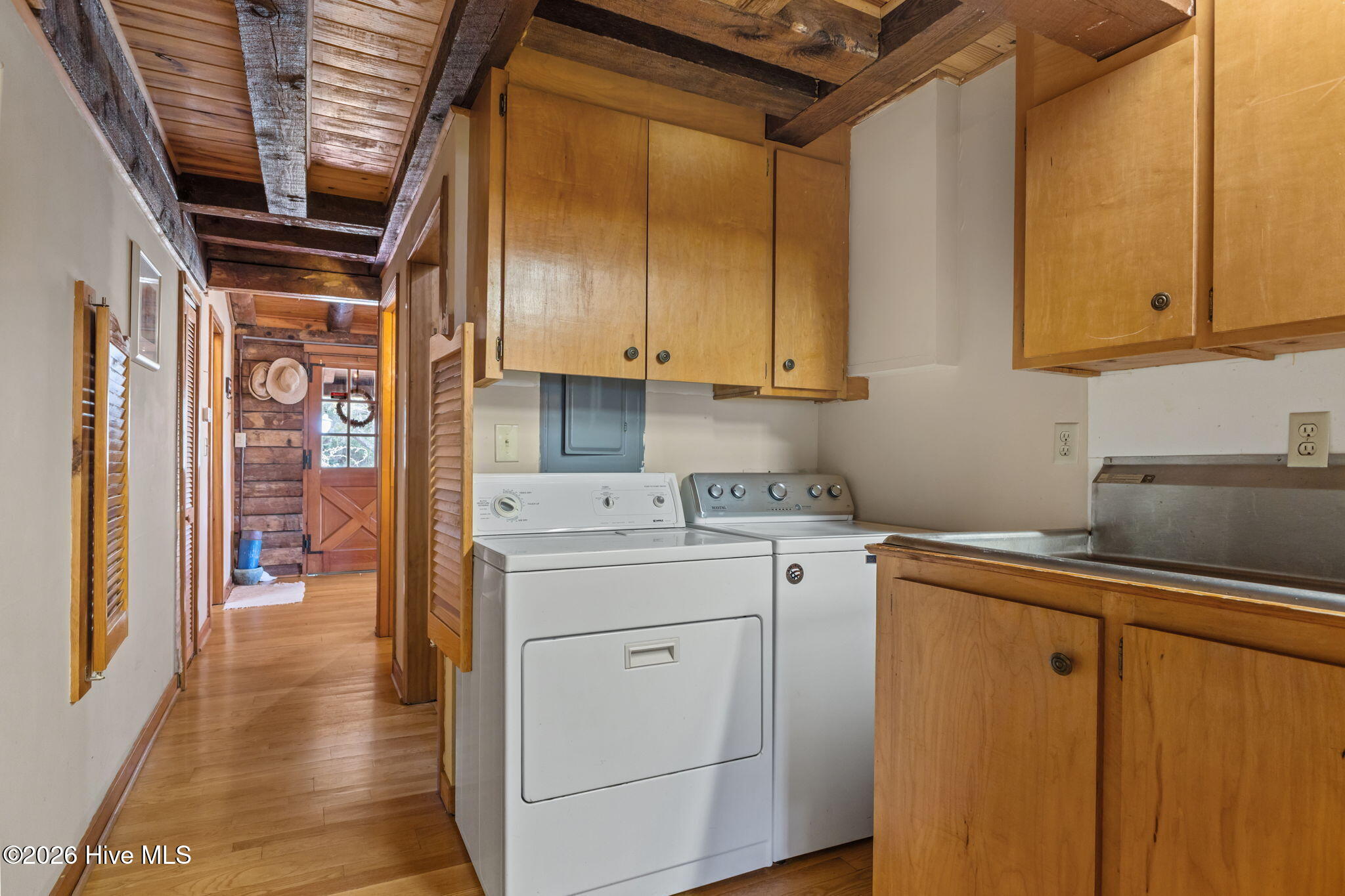568 Seashore Drive Property Photo 21