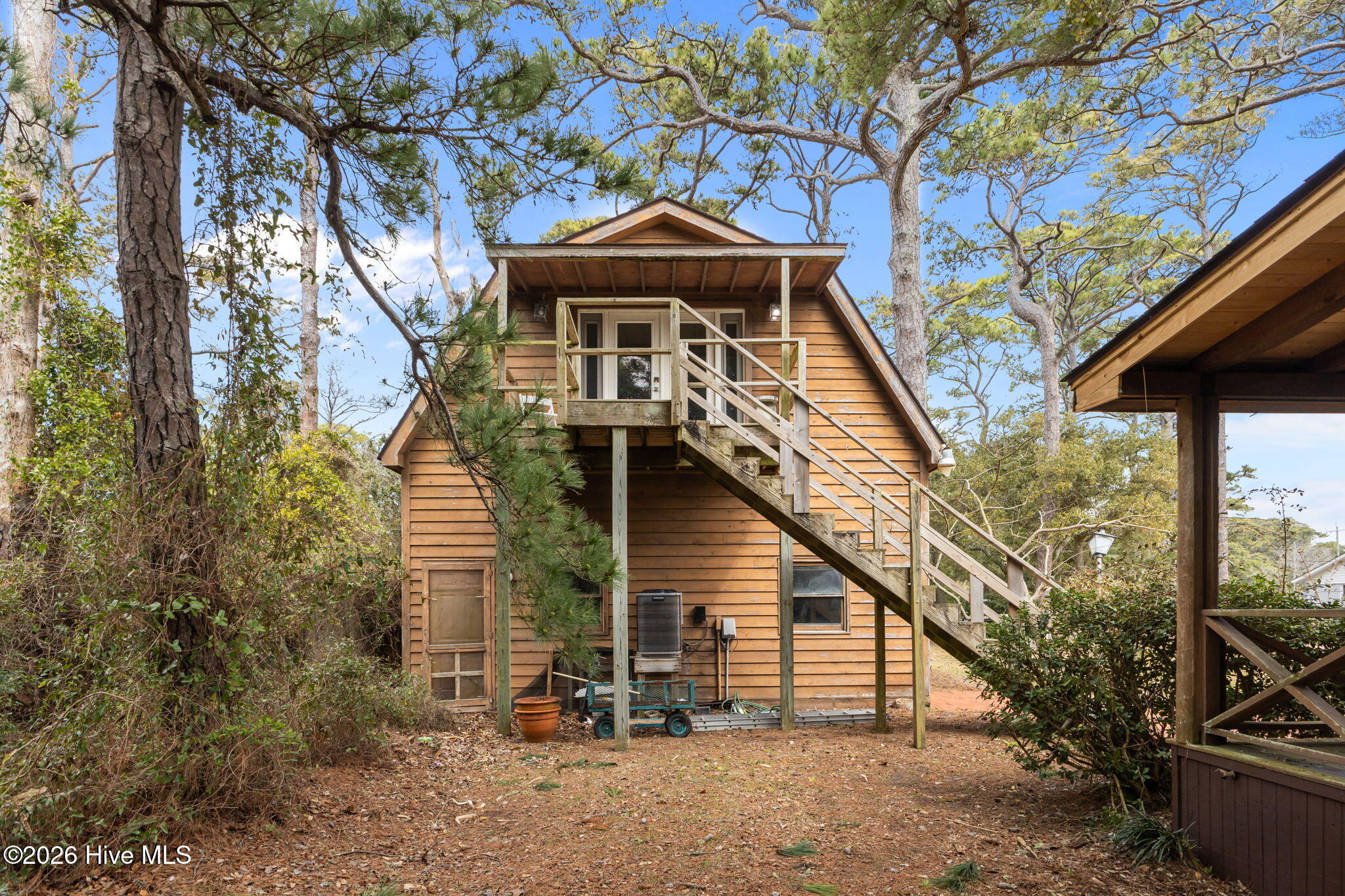 568 Seashore Drive Property Photo 35