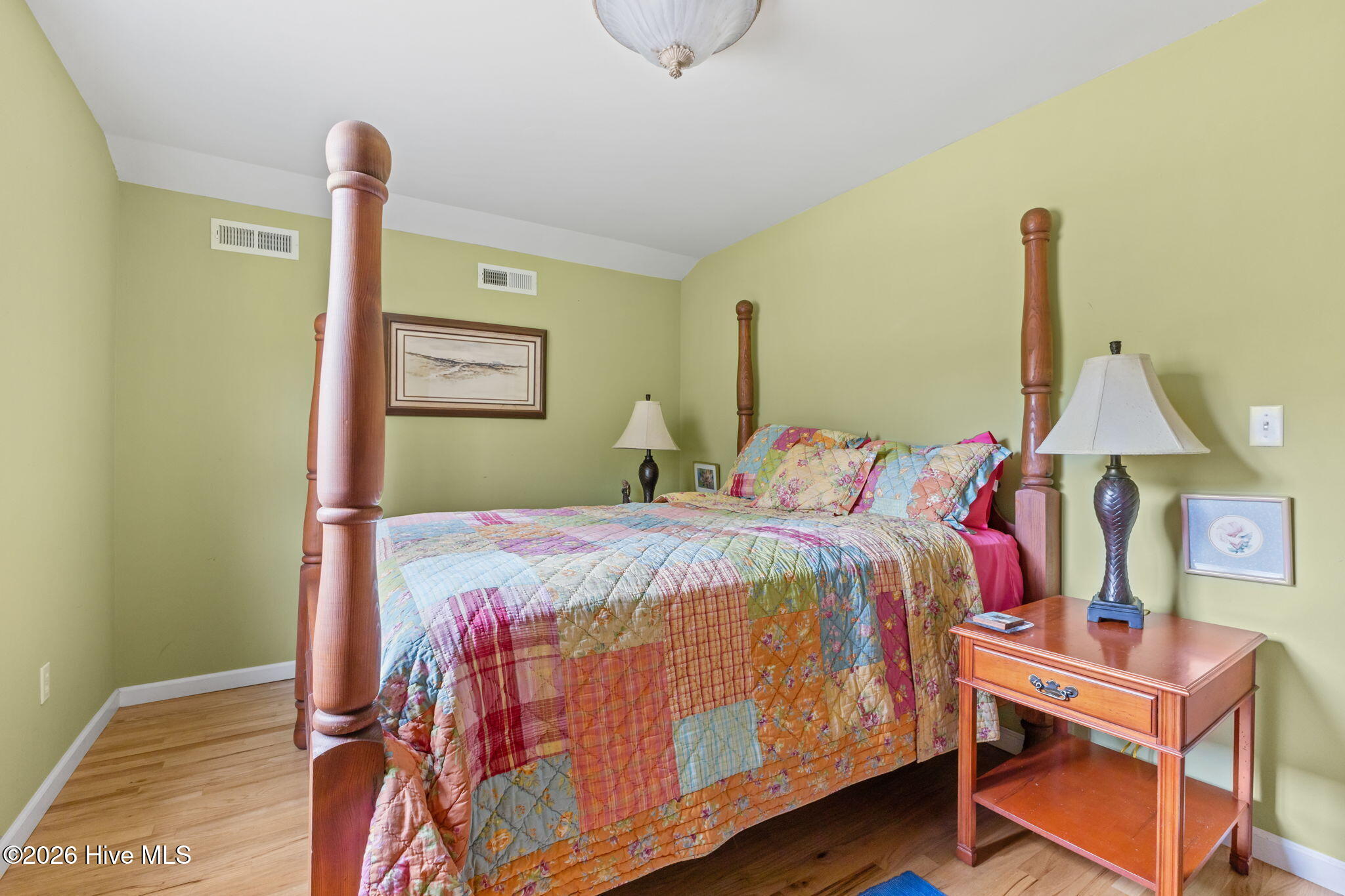568 Seashore Drive Property Photo 38