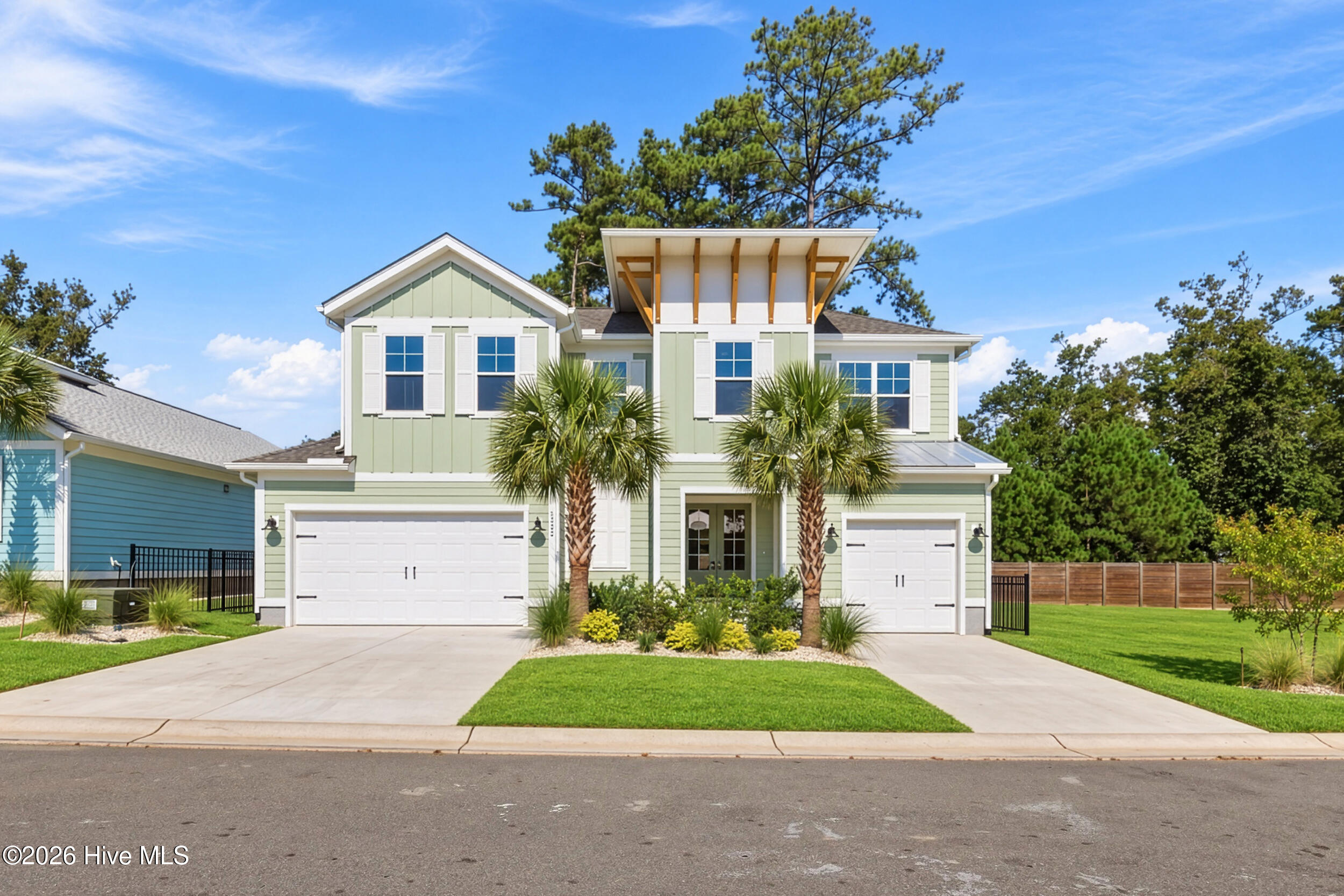 1920 Indigo Cove Way Property Photo 1