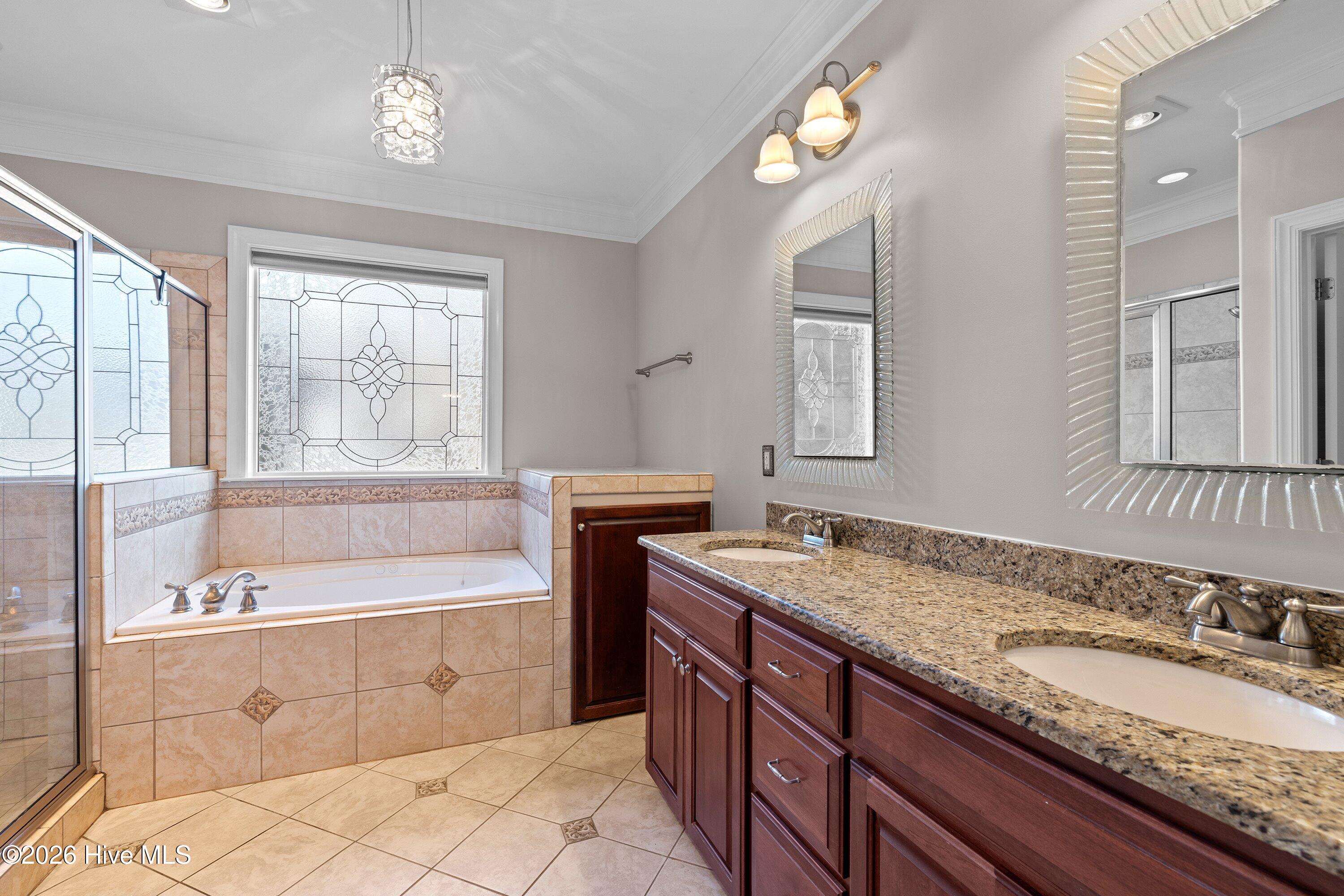 89 New Castle Court Property Photo 25
