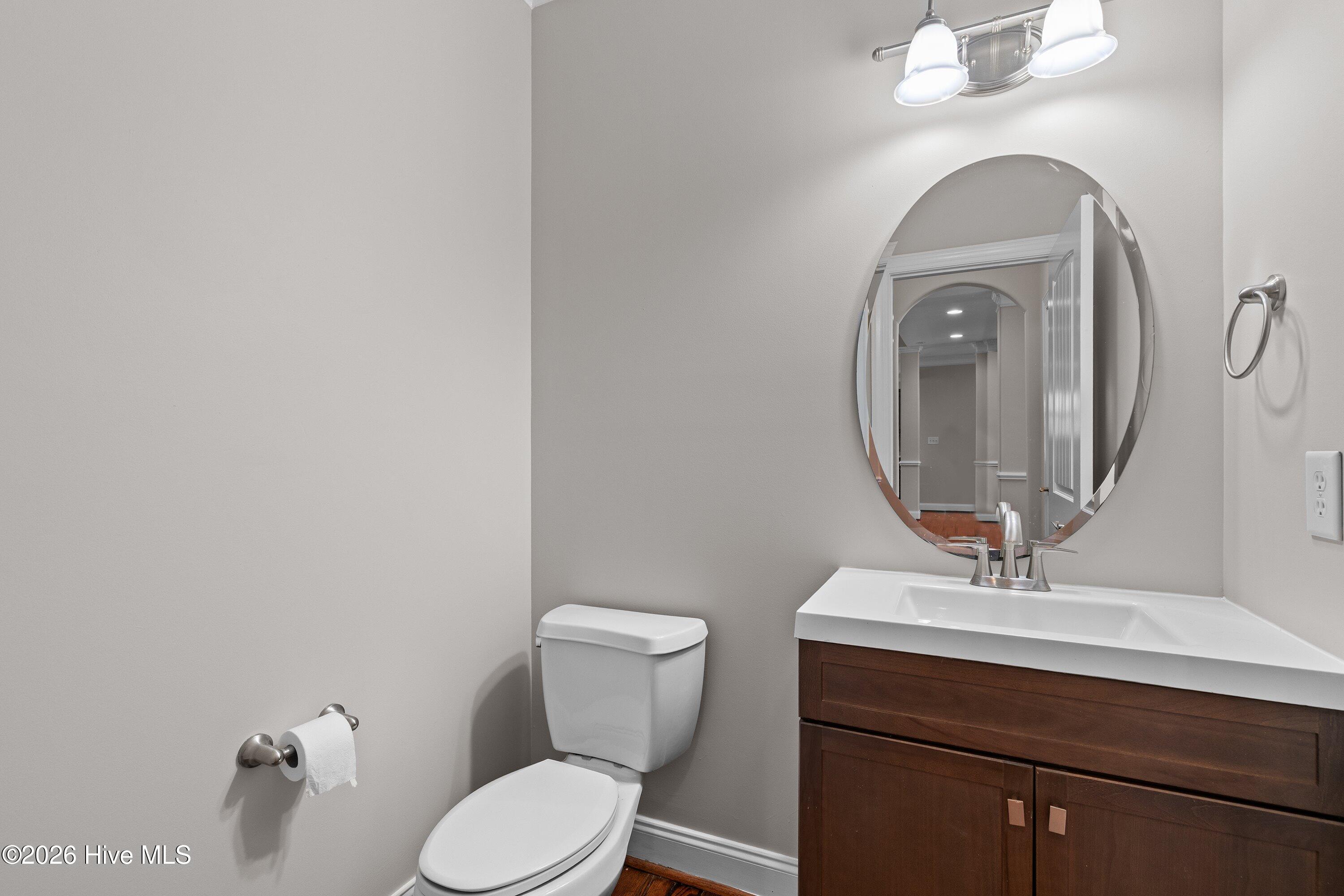 89 New Castle Court Property Photo 29