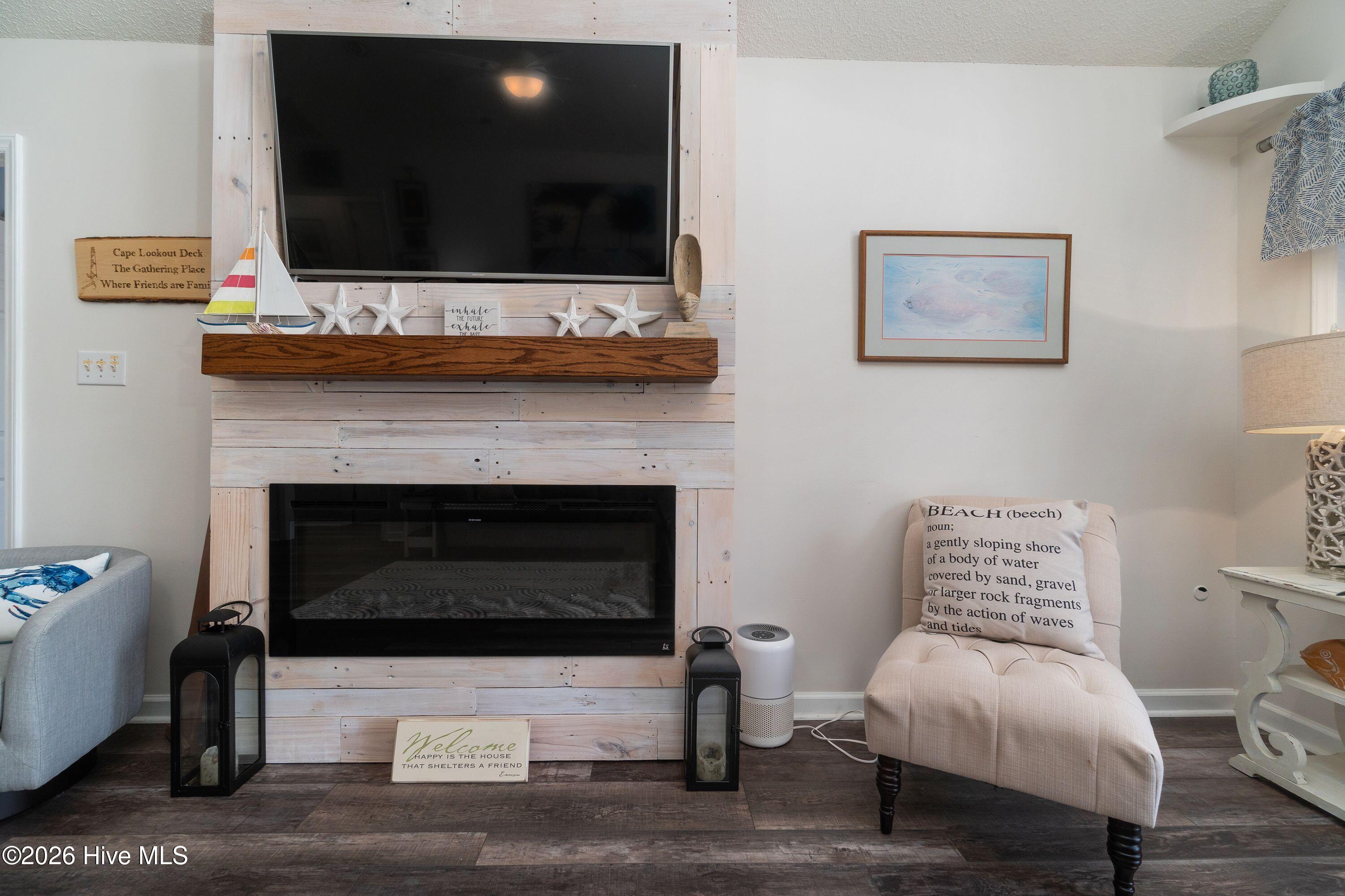 330 Cape Lookout Loop Property Photo 20