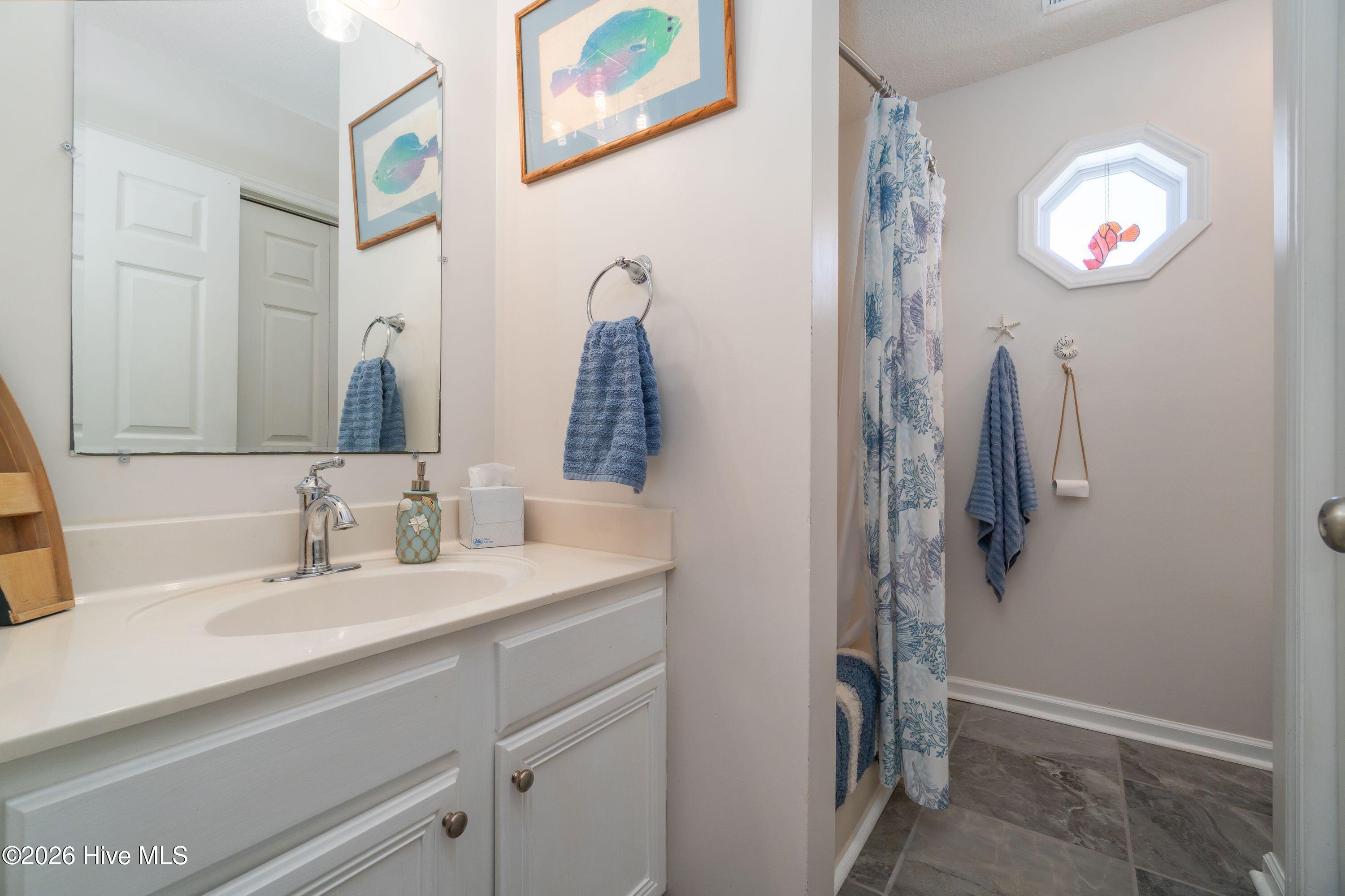 330 Cape Lookout Loop Property Photo 40