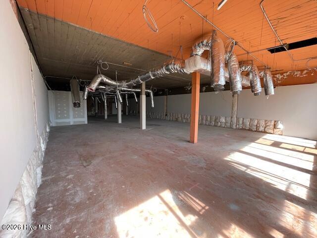 105 E Broad Street Property Photo 6