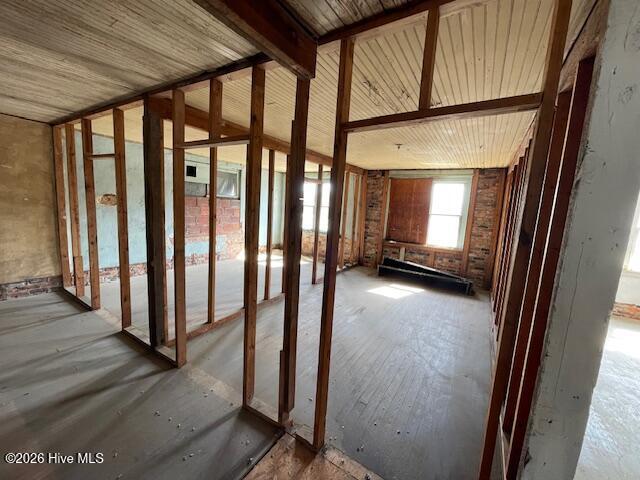 105 E Broad Street Property Photo 23