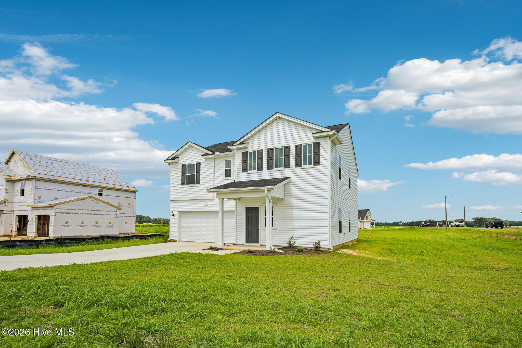 401 Piper Pointe Drive Property Photo 6