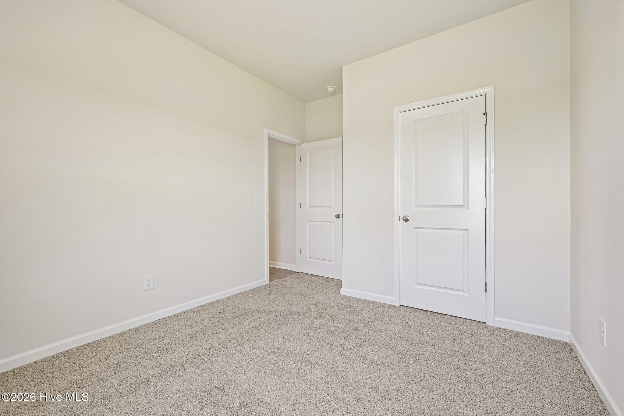 401 Piper Pointe Drive Property Photo 27