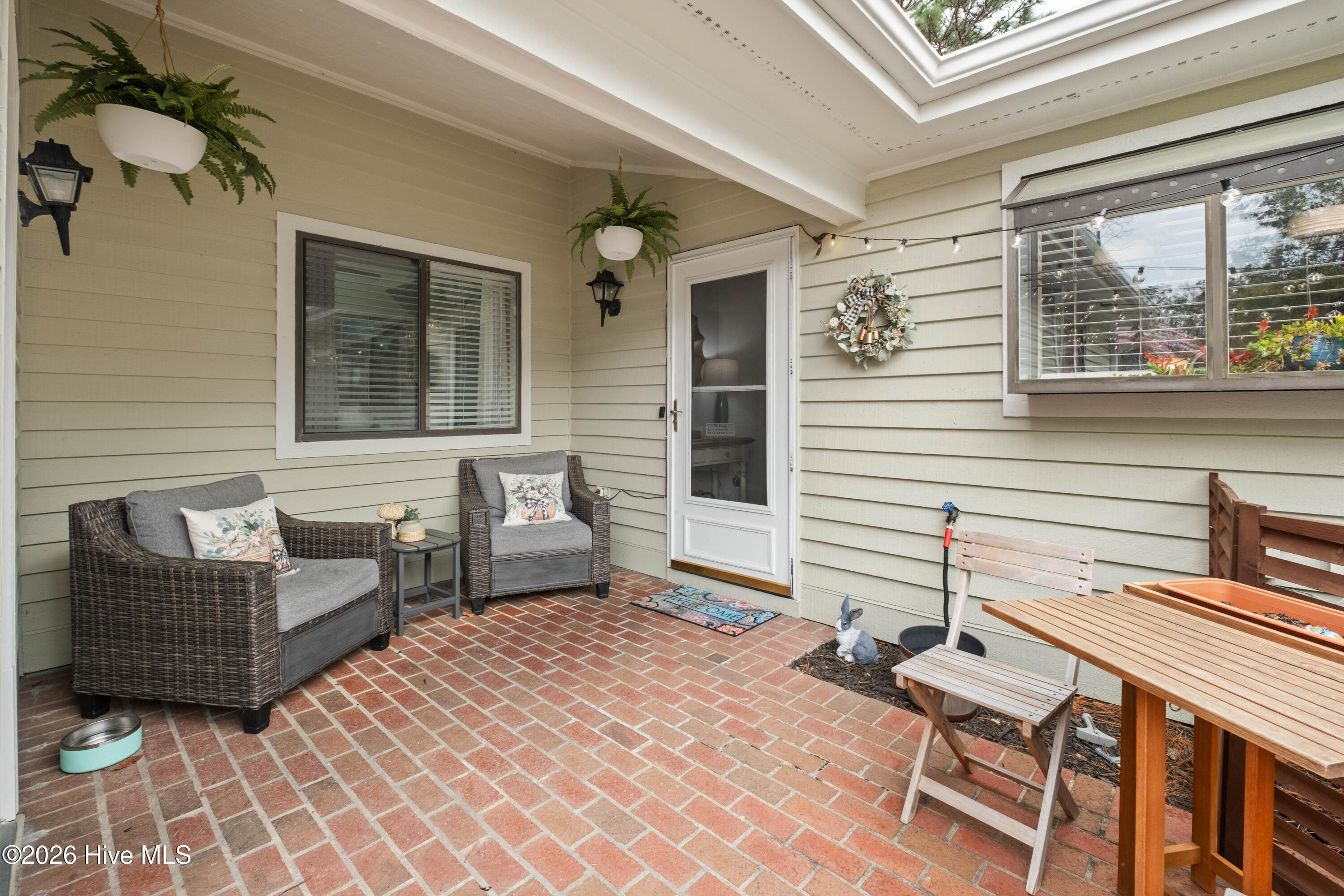 211 Inland Greens Circle Property Photo 6