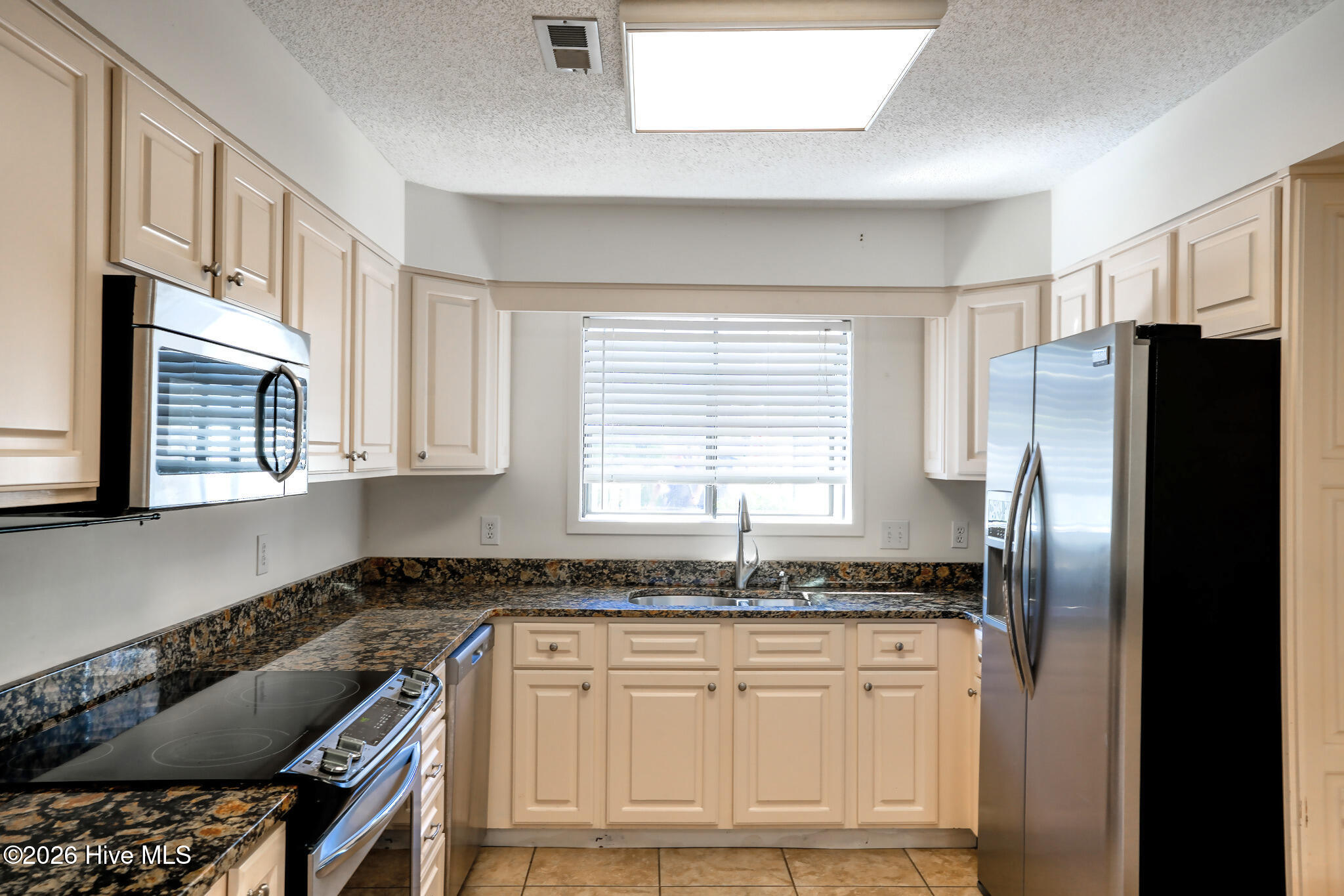 211 Inland Greens Circle Property Photo 7